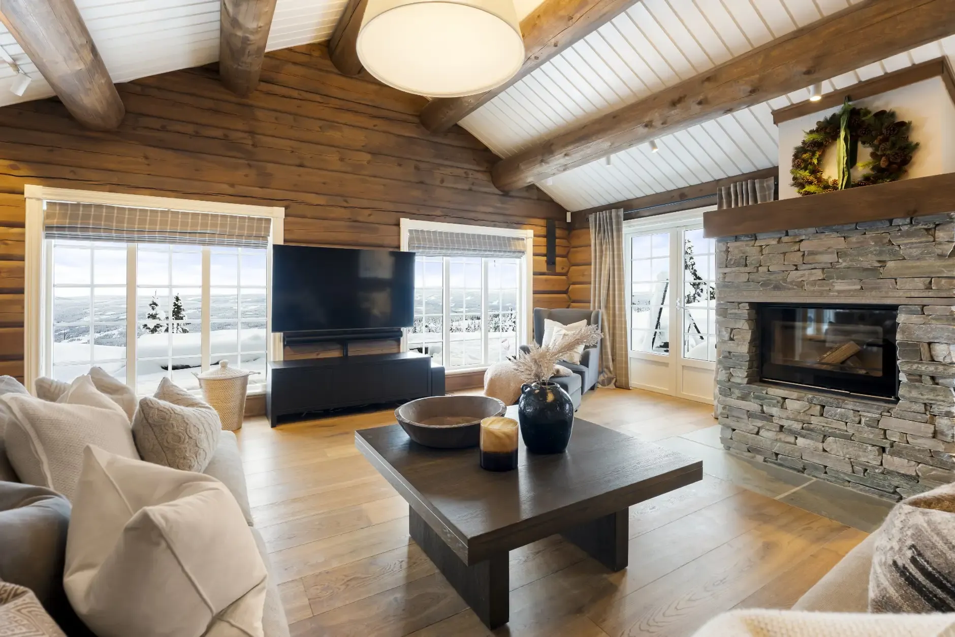 Modern 4-Bedroom Country House with Pool in Scenic Tretten, Norway - View image 11 of 49