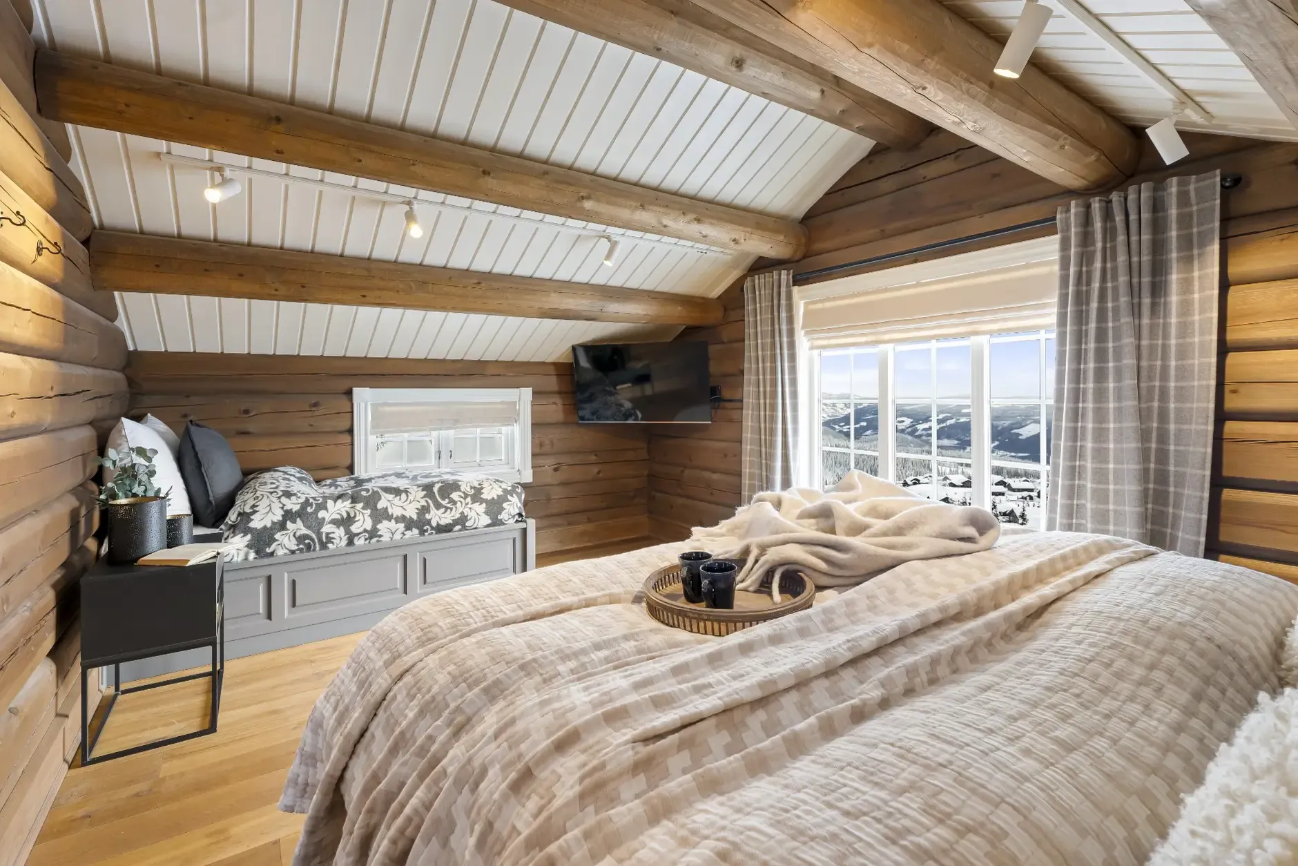 Modern 4-Bedroom Country House with Pool in Scenic Tretten, Norway - View image 33 of 49