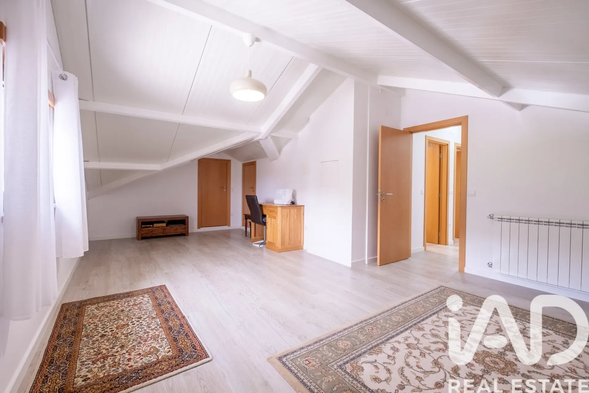 Contemporary 3-Bedroom House with Terrace and Garden in Coja, Portugal - View image 26 of 37