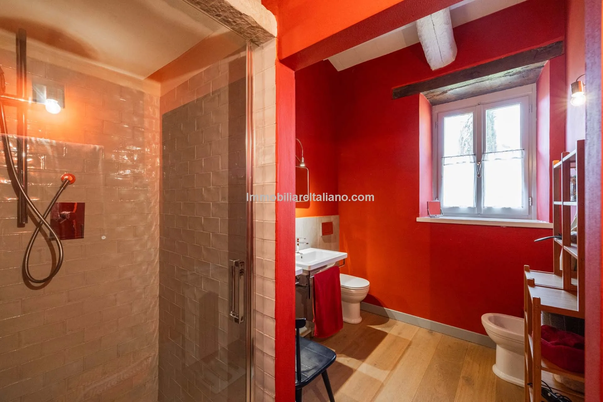 5-Bedroom Farmhouse with Expansive Gardens in Tuscany's Arezzo Province - View image 41 of 66