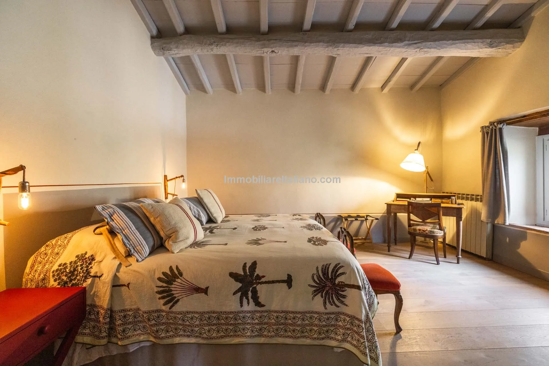5-Bedroom Farmhouse with Expansive Gardens in Tuscany's Arezzo Province - View image 47 of 66