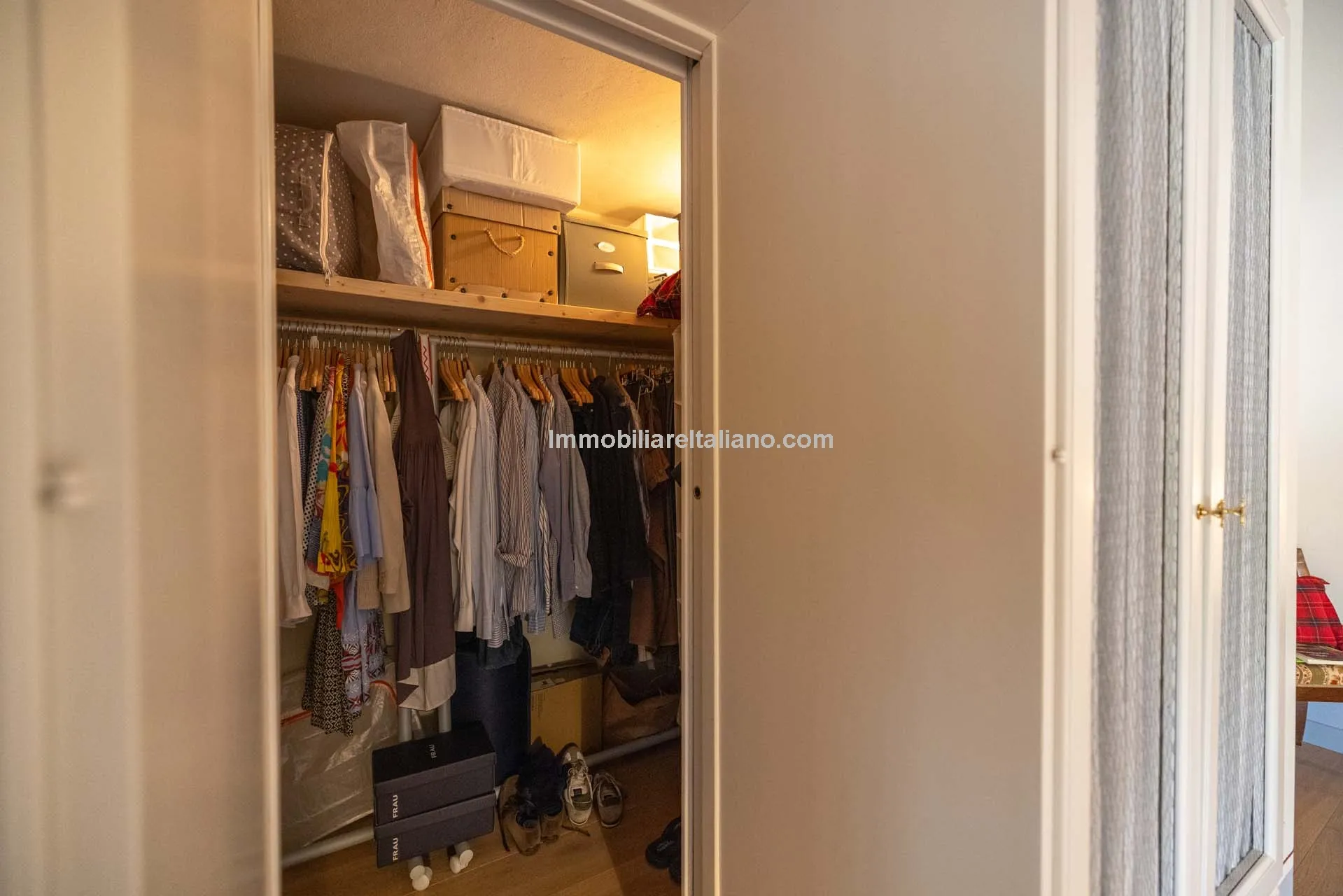 5-Bedroom Farmhouse with Expansive Gardens in Tuscany's Arezzo Province - View image 50 of 66