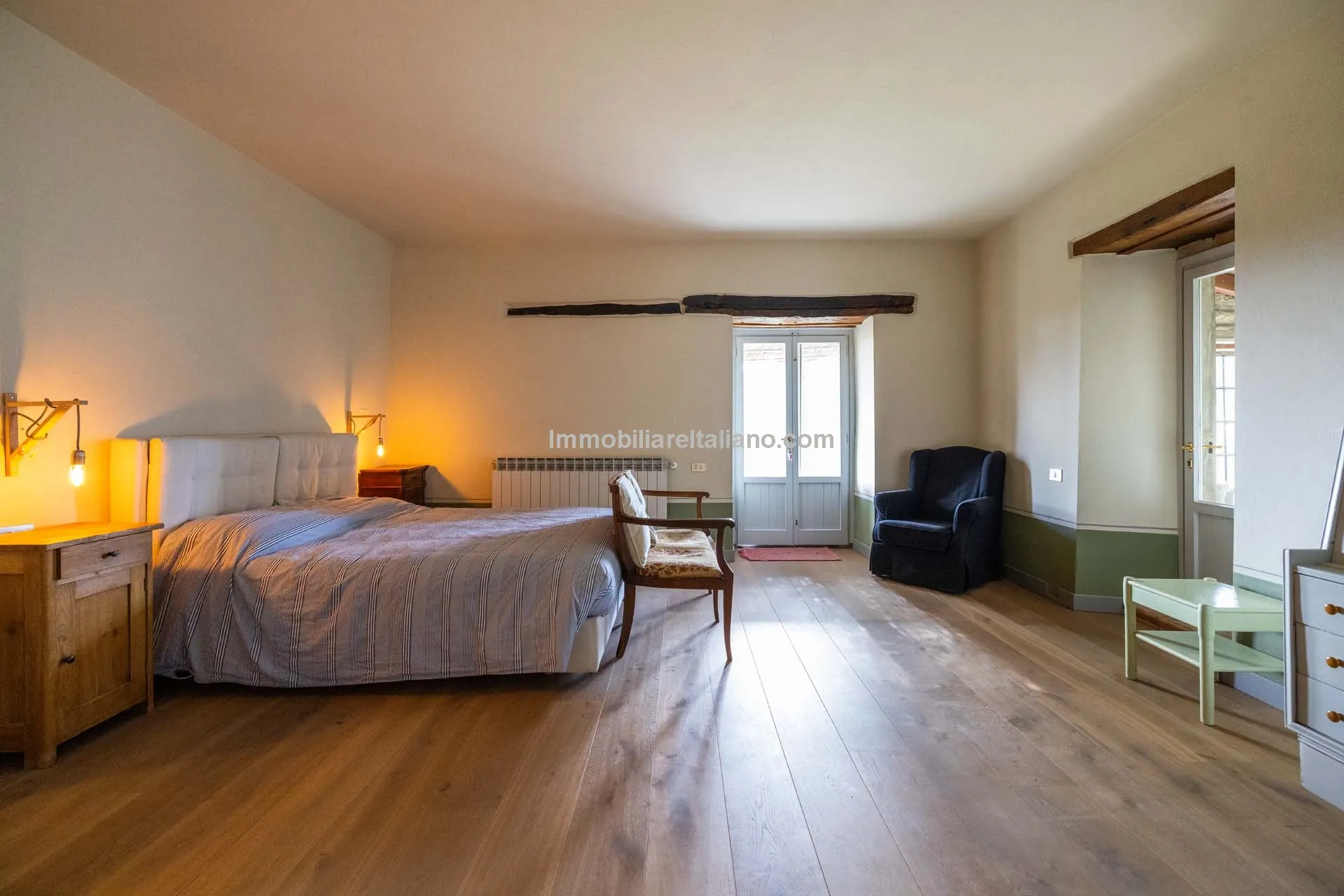 5-Bedroom Farmhouse with Expansive Gardens in Tuscany's Arezzo Province - View image 56 of 66