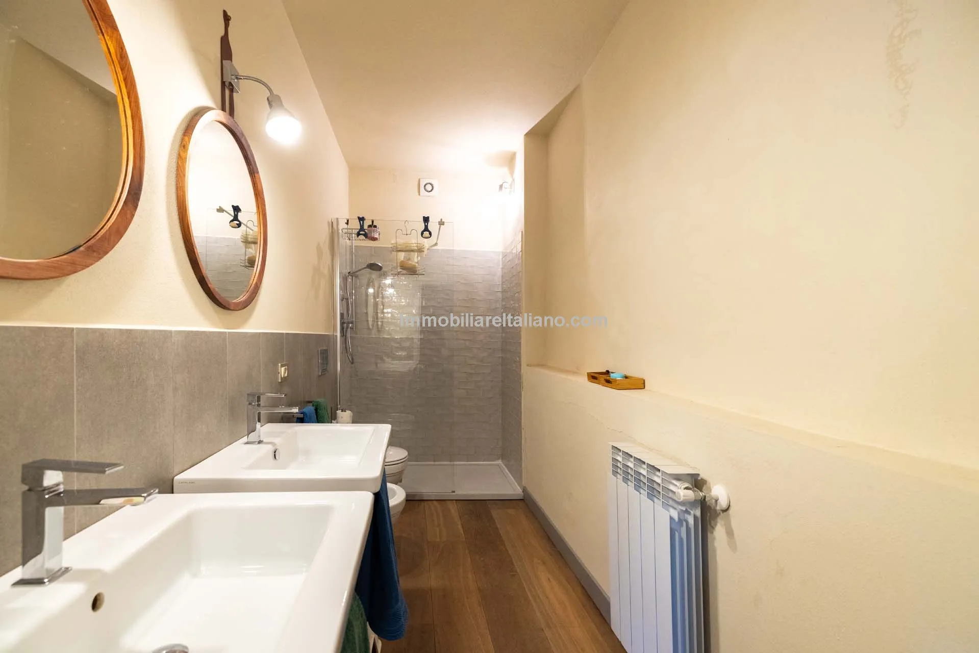 5-Bedroom Farmhouse with Expansive Gardens in Tuscany's Arezzo Province - View image 58 of 66