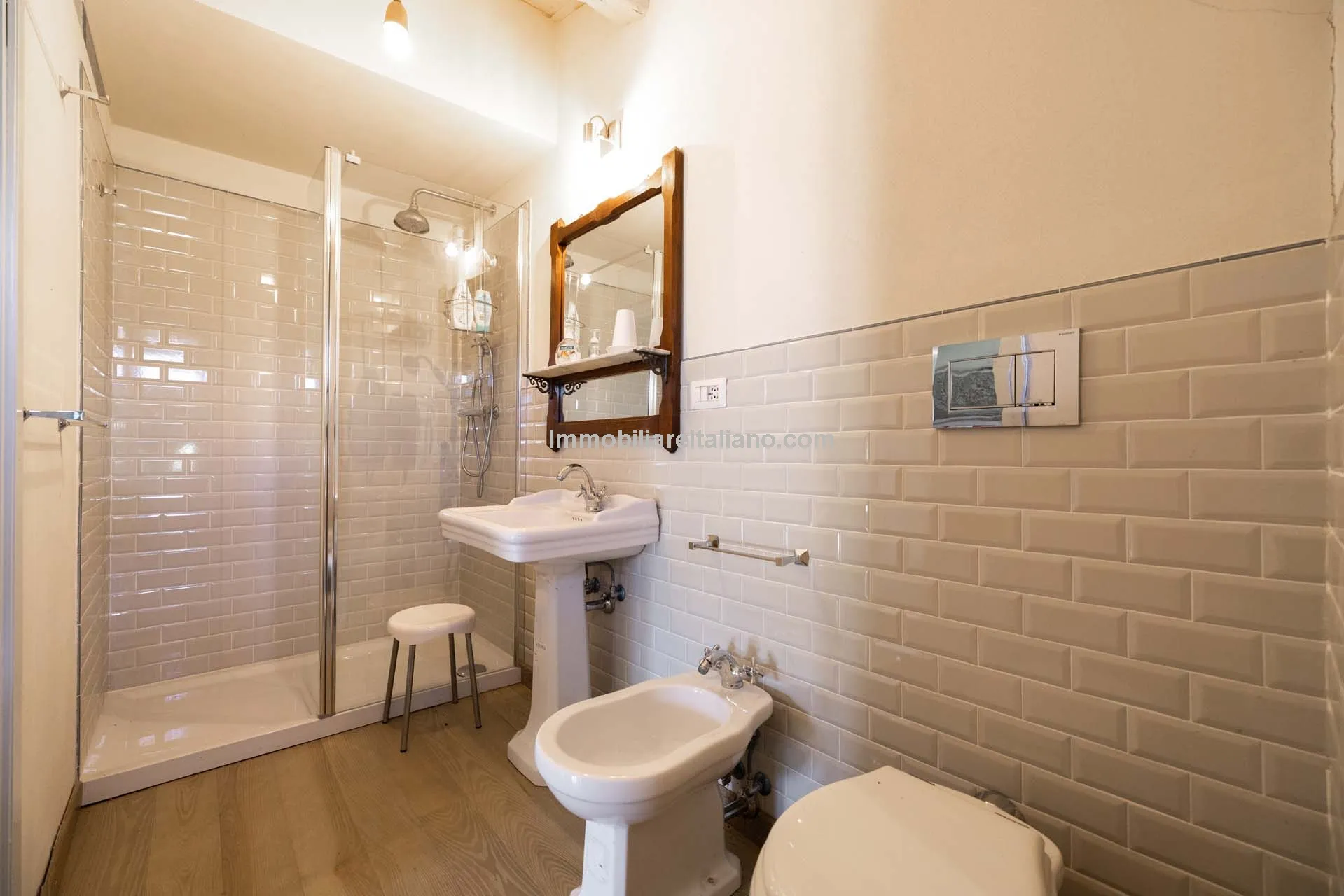 5-Bedroom Farmhouse with Expansive Gardens in Tuscany's Arezzo Province - View image 63 of 66