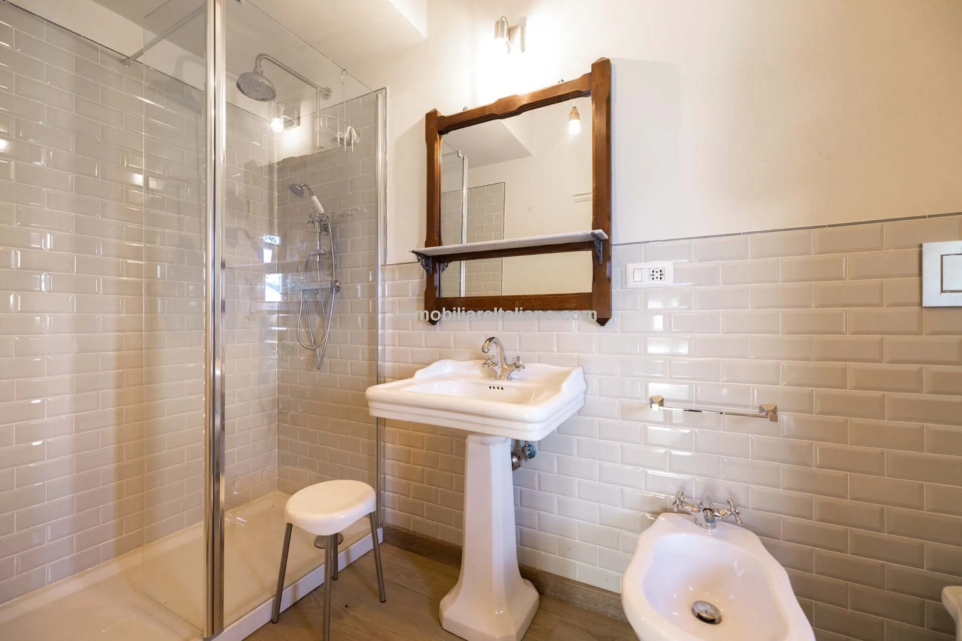 5-Bedroom Farmhouse with Expansive Gardens in Tuscany's Arezzo Province - View image 64 of 66