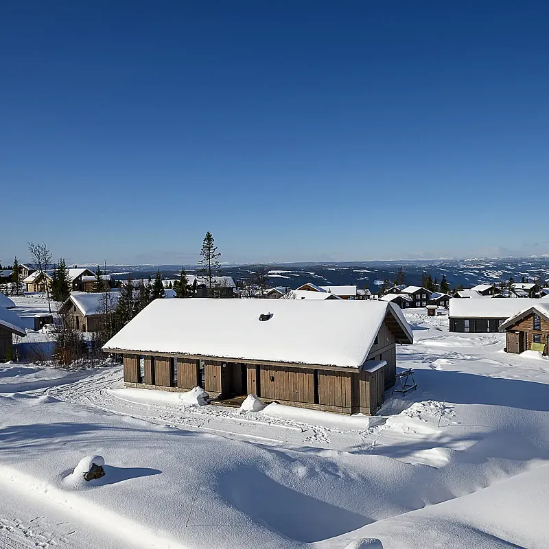 Contemporary 3-Bedroom Cabin with Ski Access in Scenic Øyer, Norway