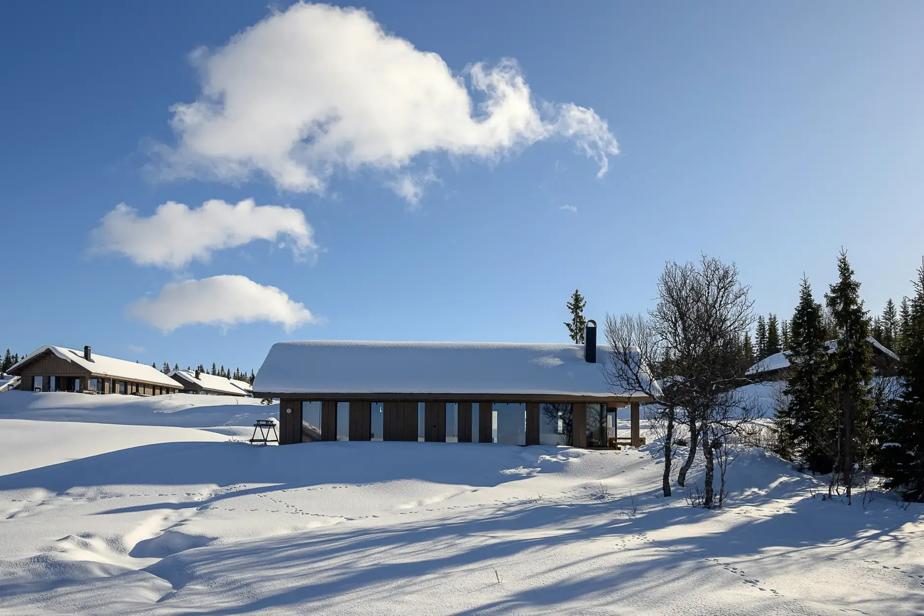 Contemporary 3-Bedroom Cabin with Ski Access in Scenic Øyer, Norway - View image 36 of 38
