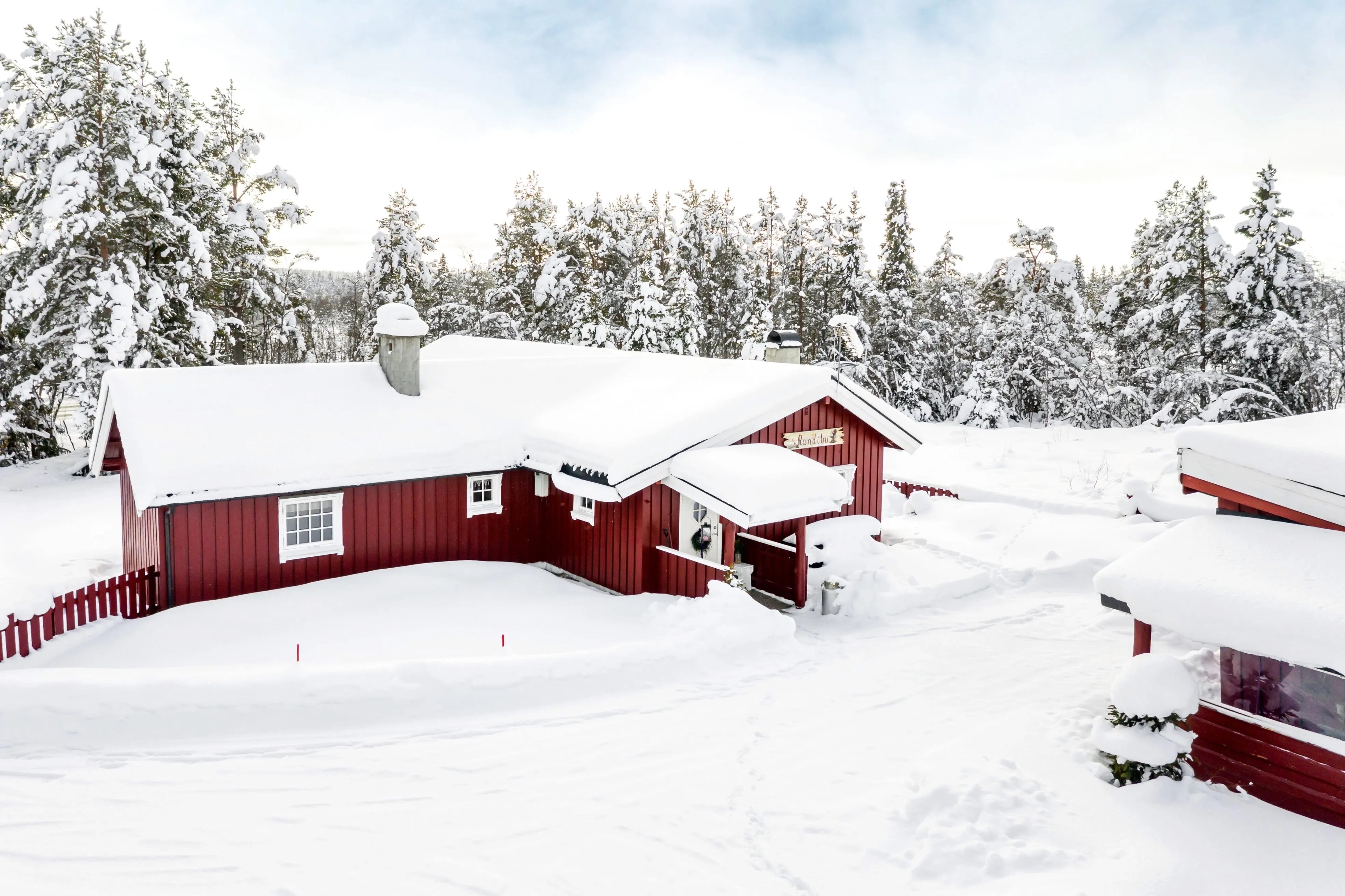 Spacious 1950s Country House in Gol with Expansive Grounds and 4 Bedrooms - View image 34 of 34