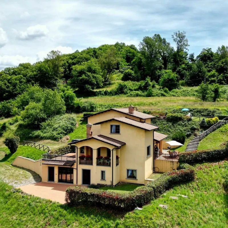 Luksusvilla med 5 soveværelser, pool og stor have i Toscana