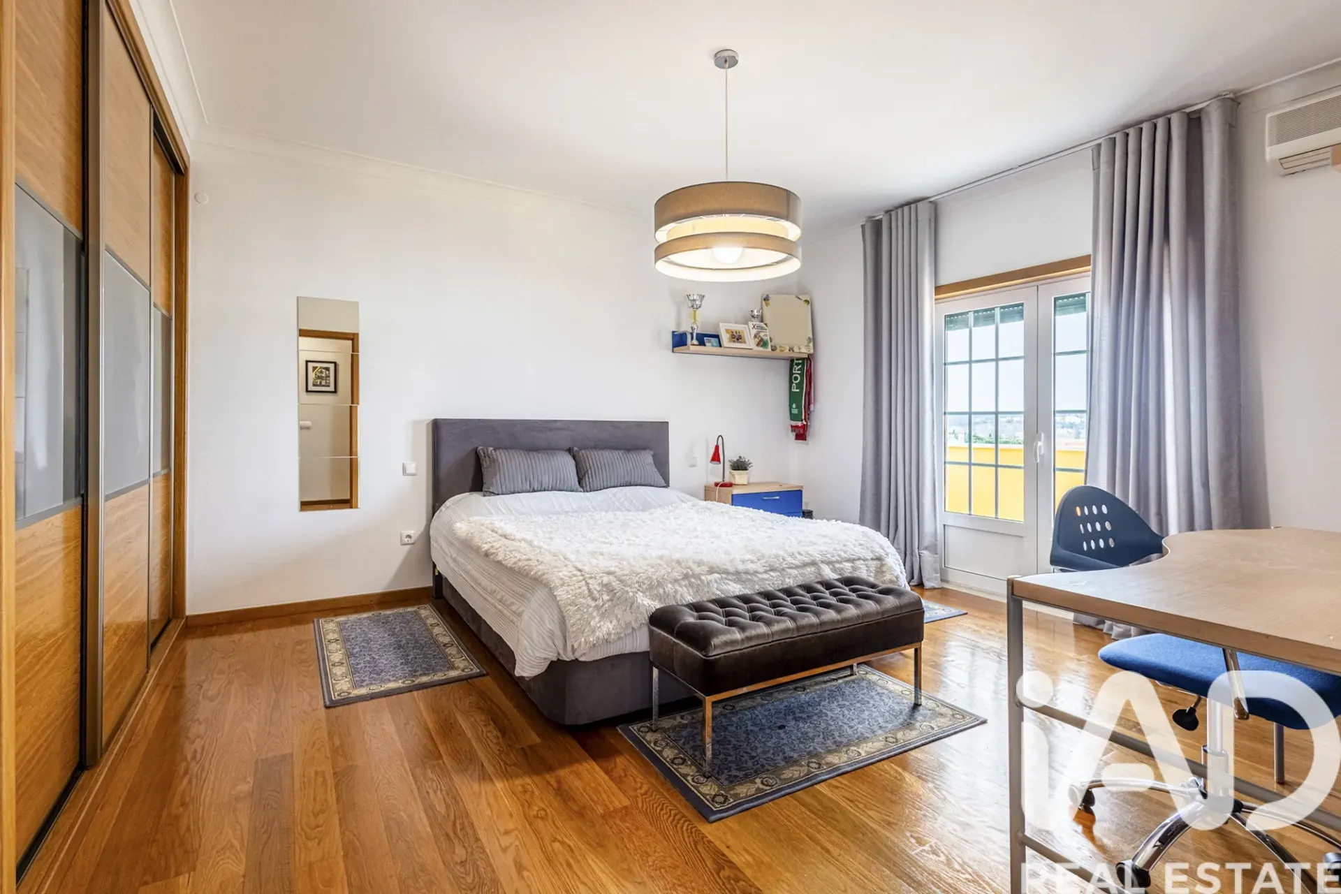 Spacious 5-Bedroom Family Home with Garden in Rio Maior, Portugal - View image 19 of 40