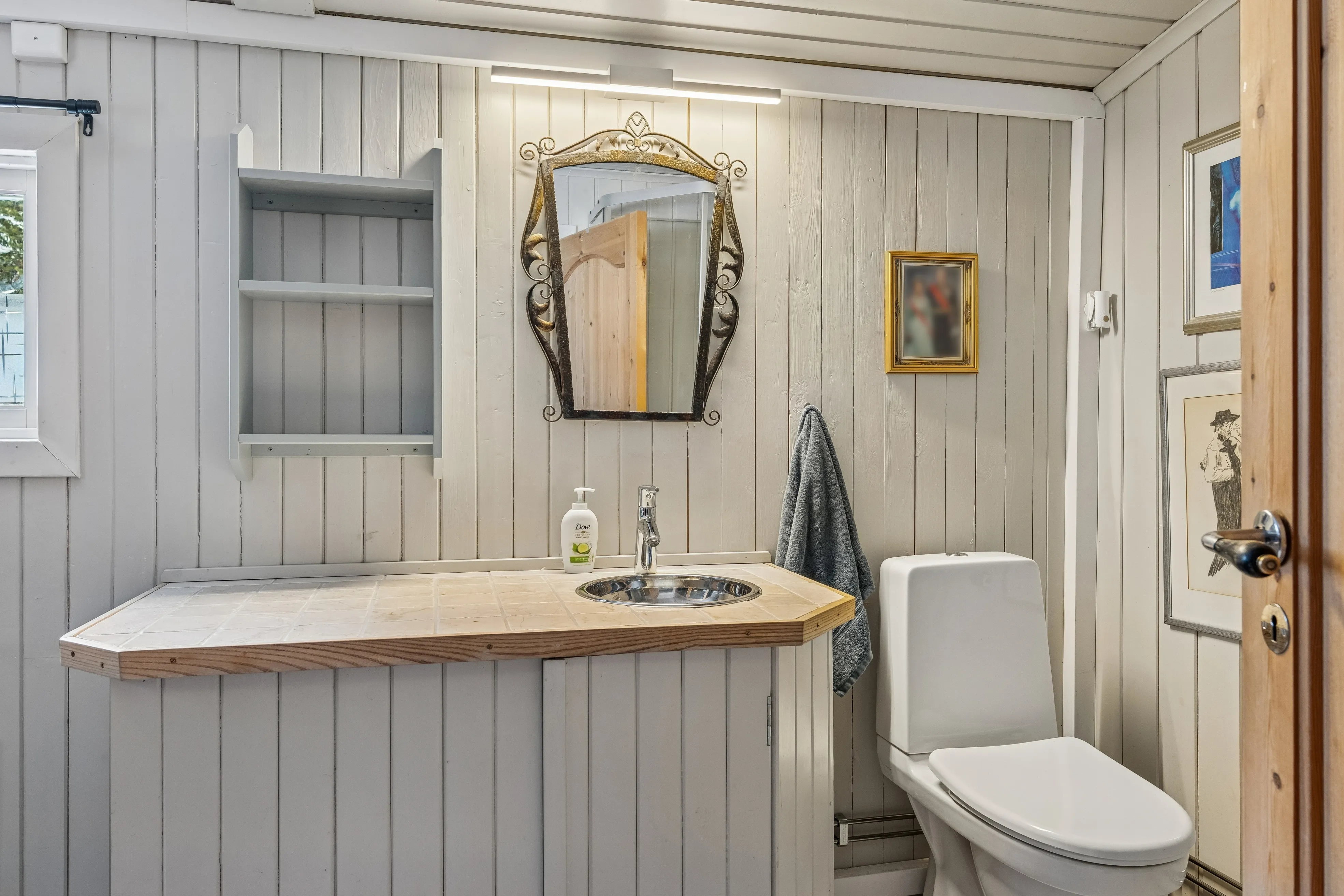 1950s Cabin in Valdres with Terrace and Scenic Outdoor Activities - View image 14 of 21