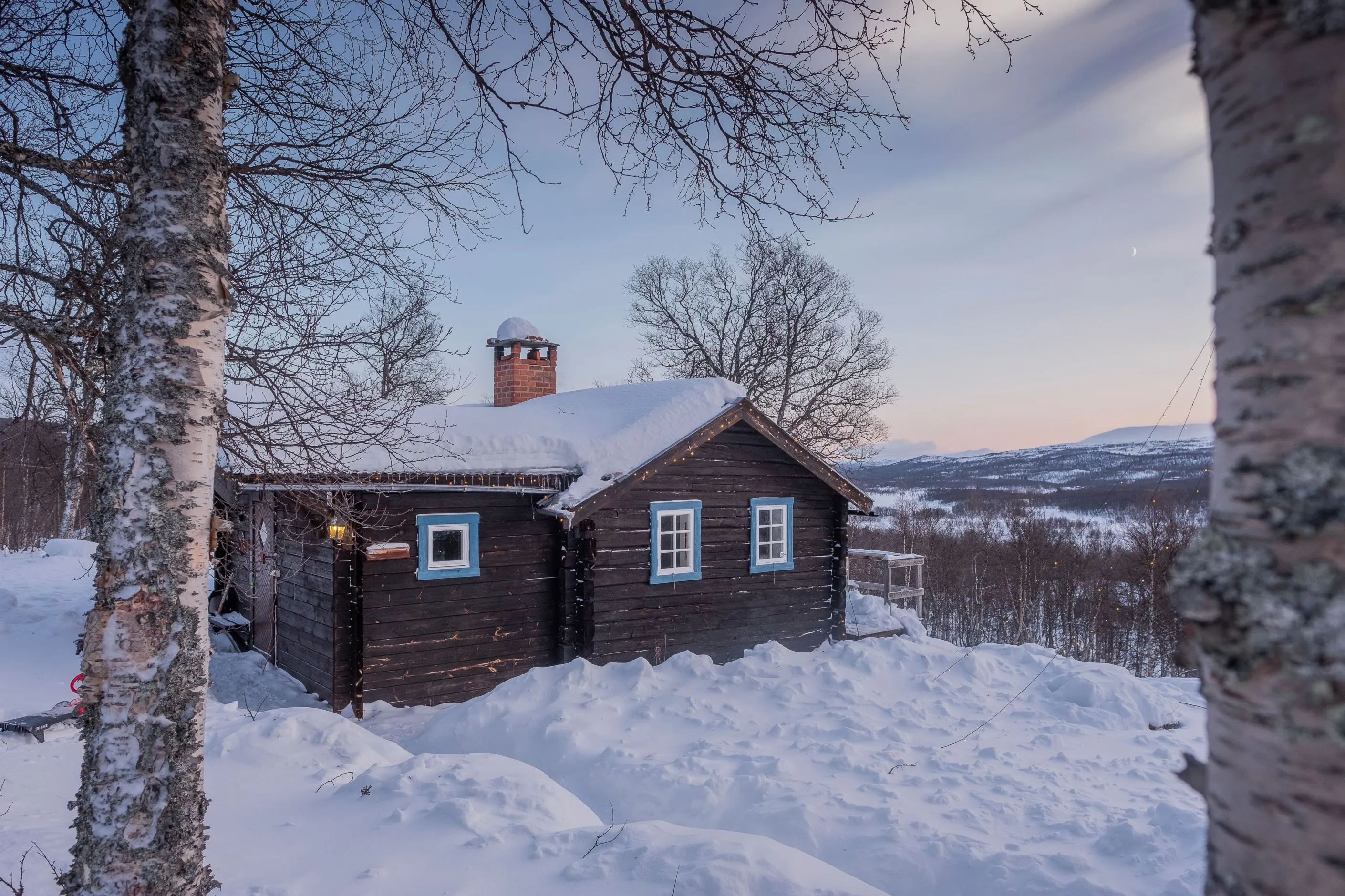 1950s 5-Bedroom Country House with Terrace in Scenic Tänndalen, Sweden - View image 24 of 37