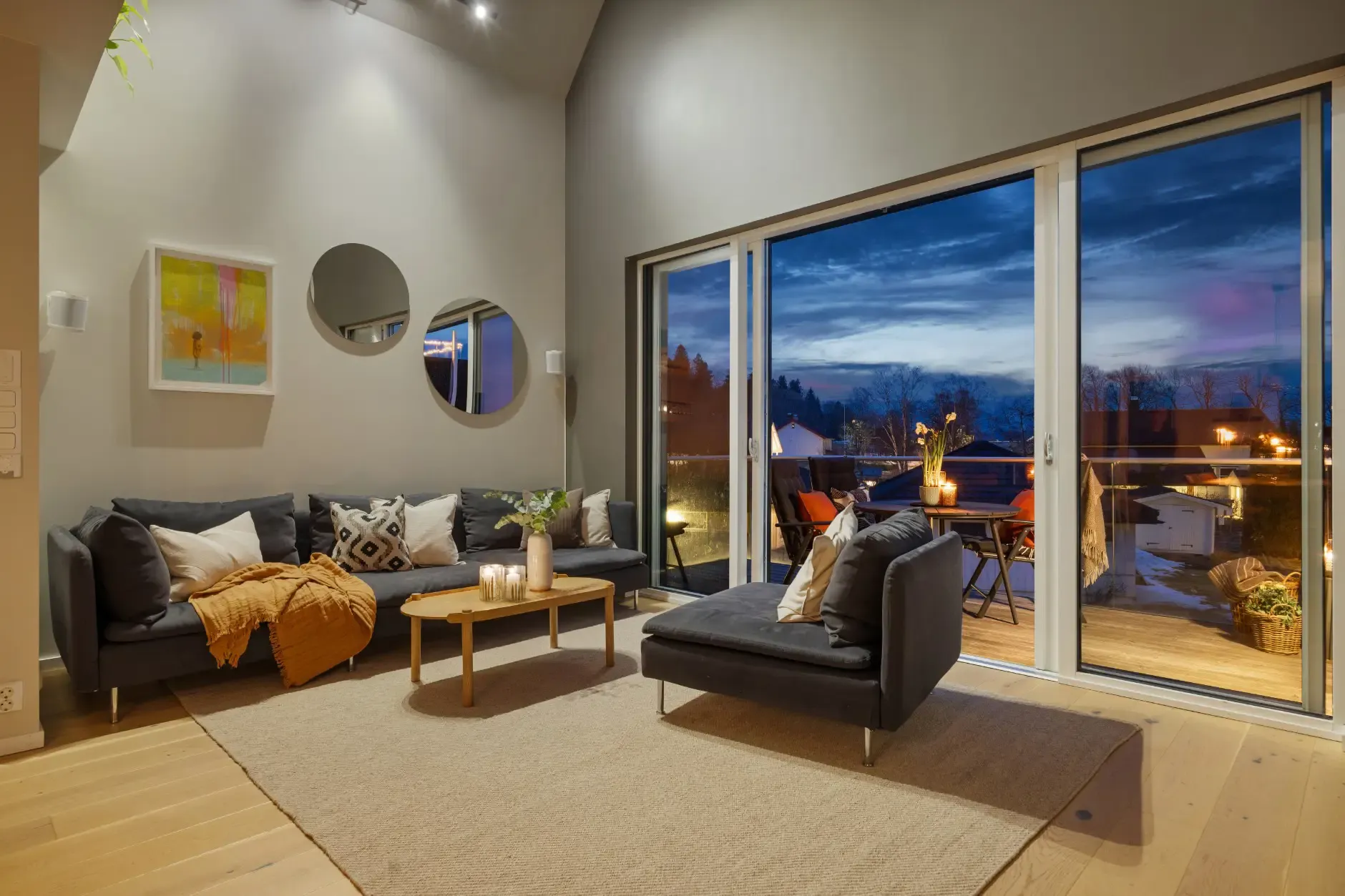 Contemporary 4-Bedroom Townhouse with Fjord Views in Trøndelag - View image 9 of 40