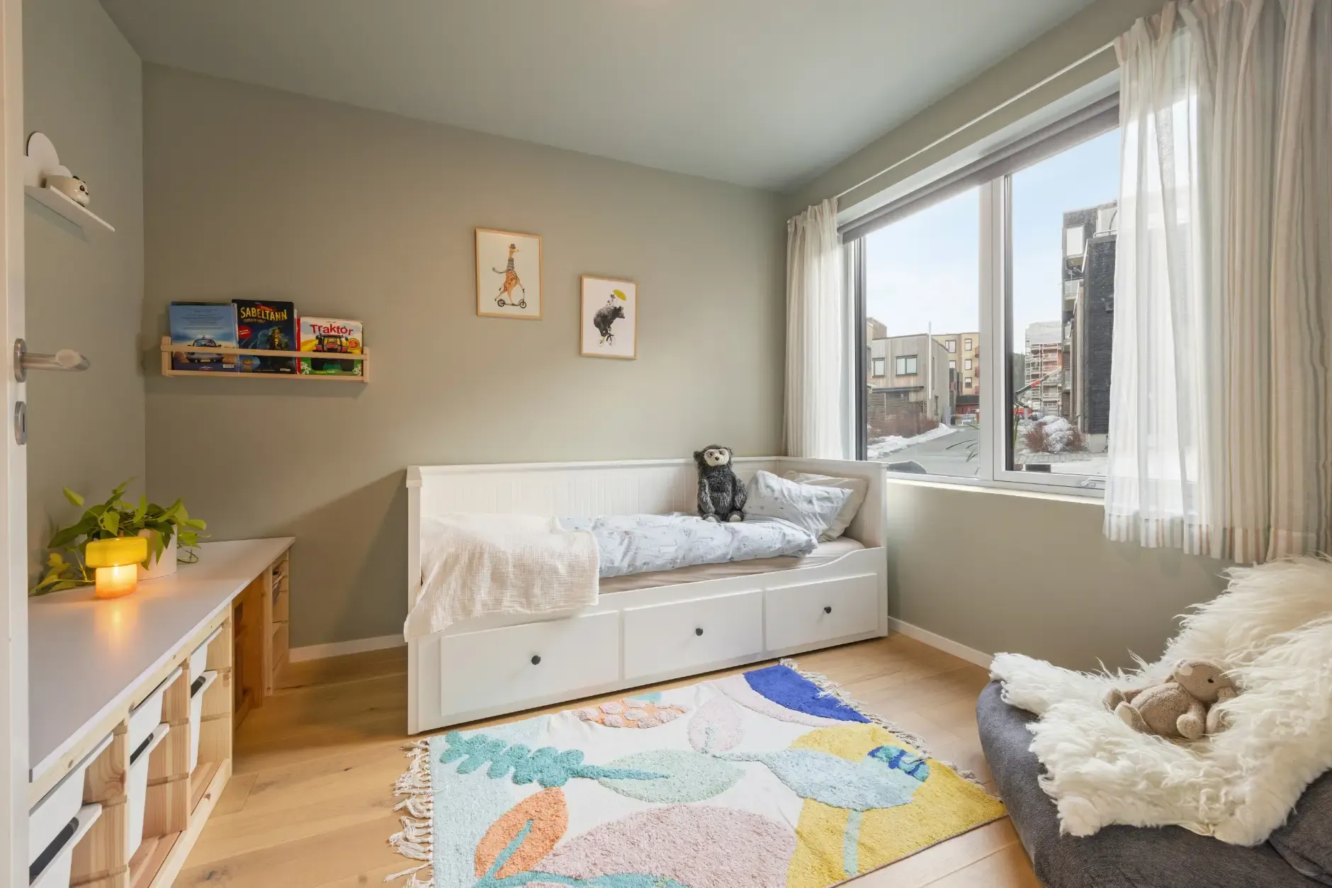 Contemporary 4-Bedroom Townhouse with Fjord Views in Trøndelag - View image 32 of 40