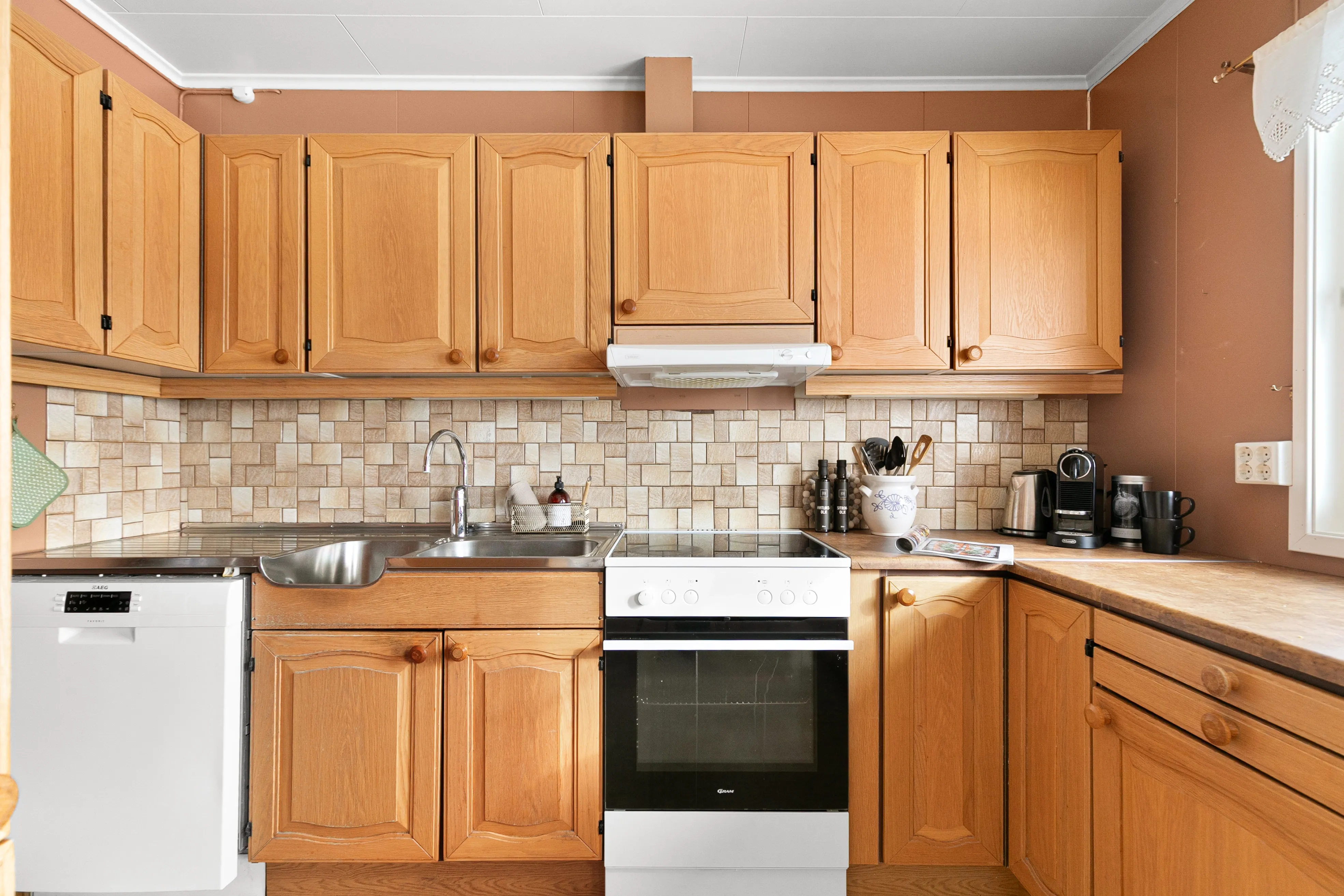 Spacious 4-Bedroom House with Expansive Garden in Family-Friendly Brumunddal - View image 23 of 46