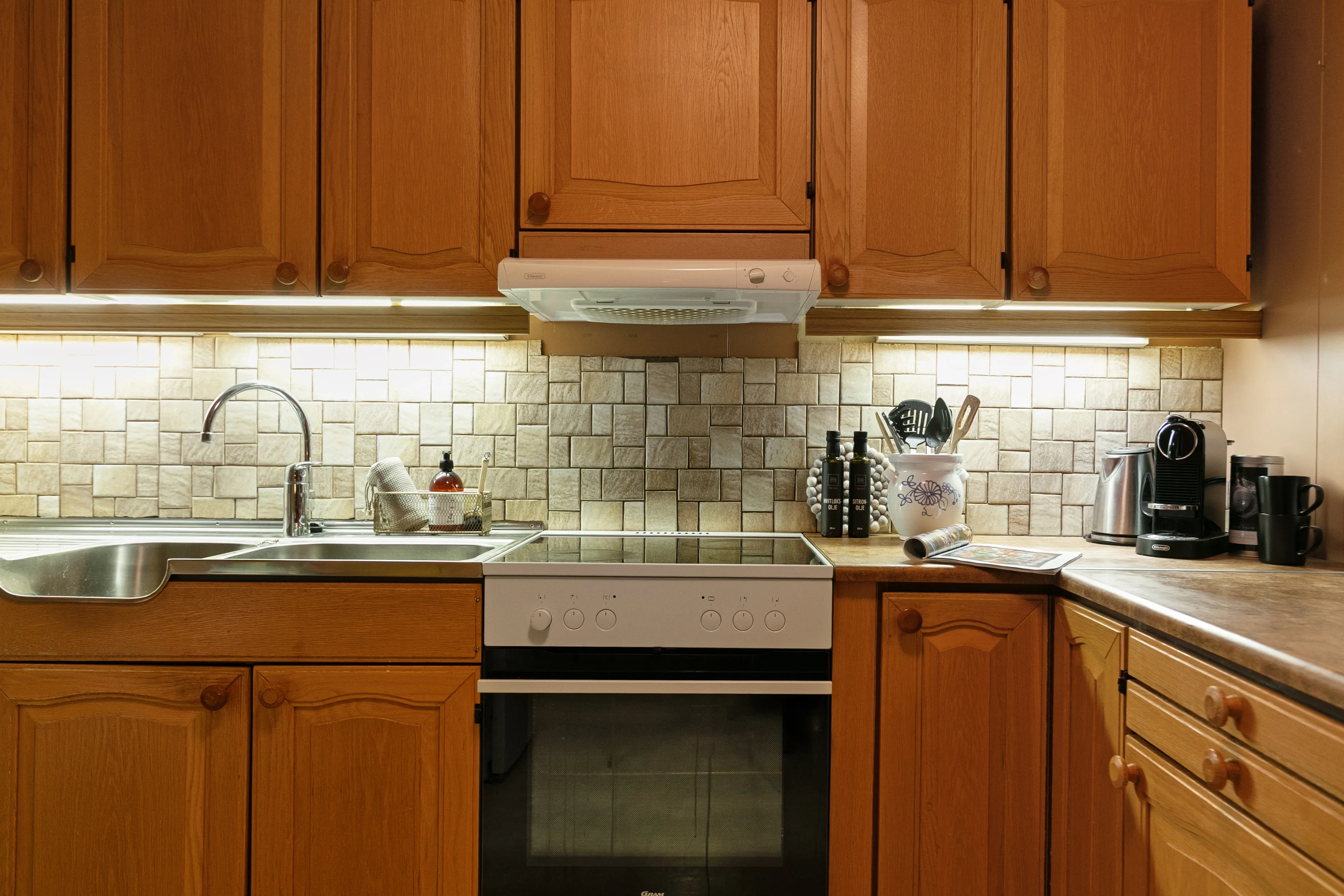 Spacious 4-Bedroom House with Expansive Garden in Family-Friendly Brumunddal - View image 24 of 46