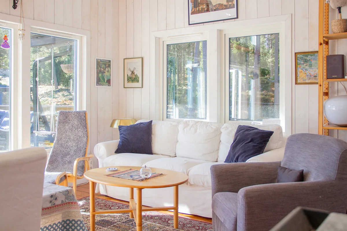 Scenic Swedish Retreat with Expansive Garden and Terrace in Långgarn - View image 10 of 39