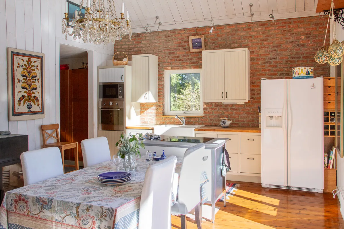 Scenic Swedish Retreat with Expansive Garden and Terrace in Långgarn - View image 13 of 39