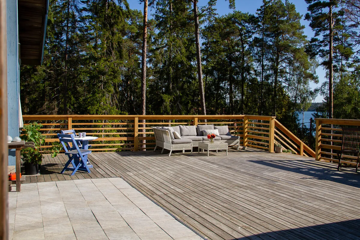 Scenic Swedish Retreat with Expansive Garden and Terrace in Långgarn - View image 18 of 39