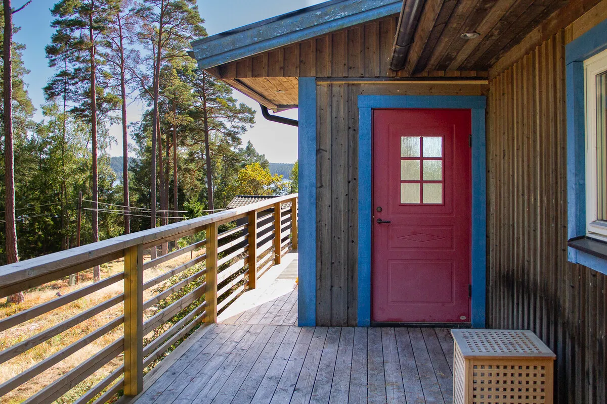 Scenic Swedish Retreat with Expansive Garden and Terrace in Långgarn - View image 25 of 39