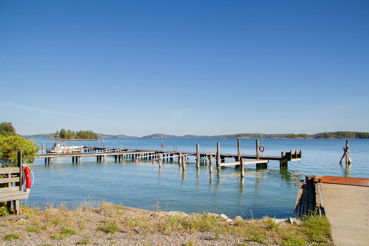 Scenic Swedish Retreat with Expansive Garden and Terrace in Långgarn - View image 37 of 39