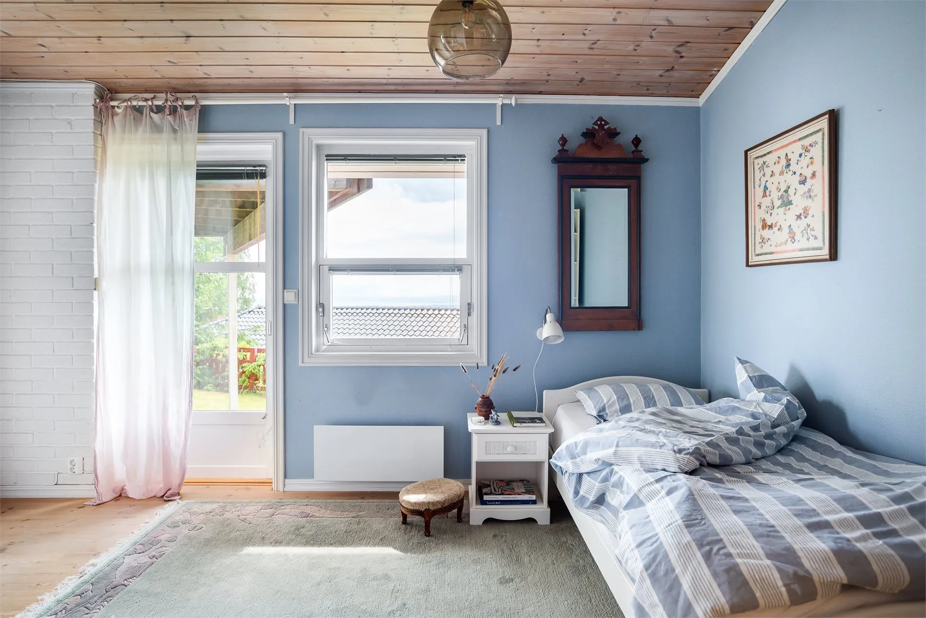 4-Bedroom House with Expansive Garden in Oslo's Prestigious Holmenkollen - View image 42 of 57