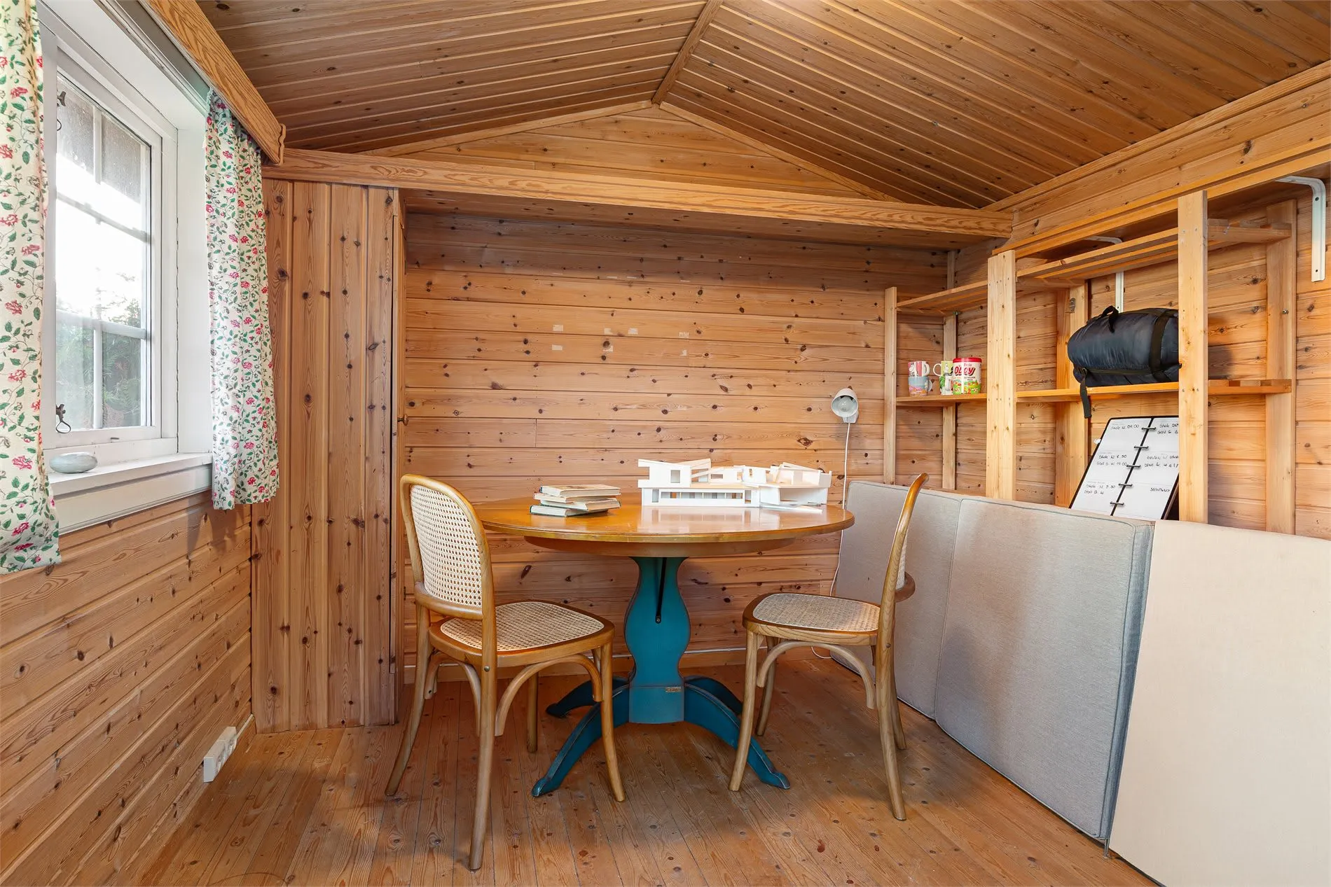 4-Bedroom House with Expansive Garden in Oslo's Prestigious Holmenkollen - View image 50 of 57