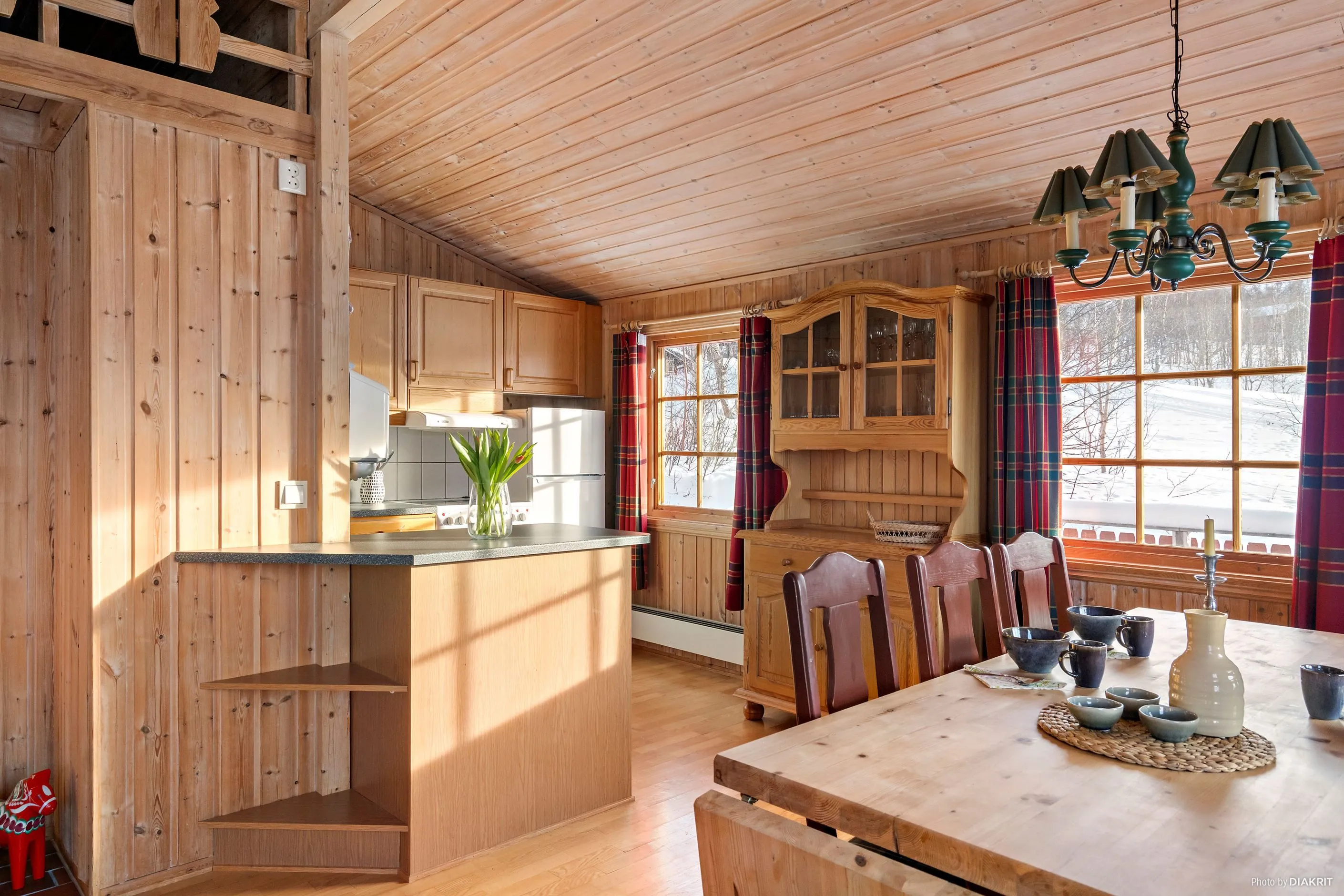 1980s Swedish Country House with Terrace and Expansive Lot in Överuman - Image 3