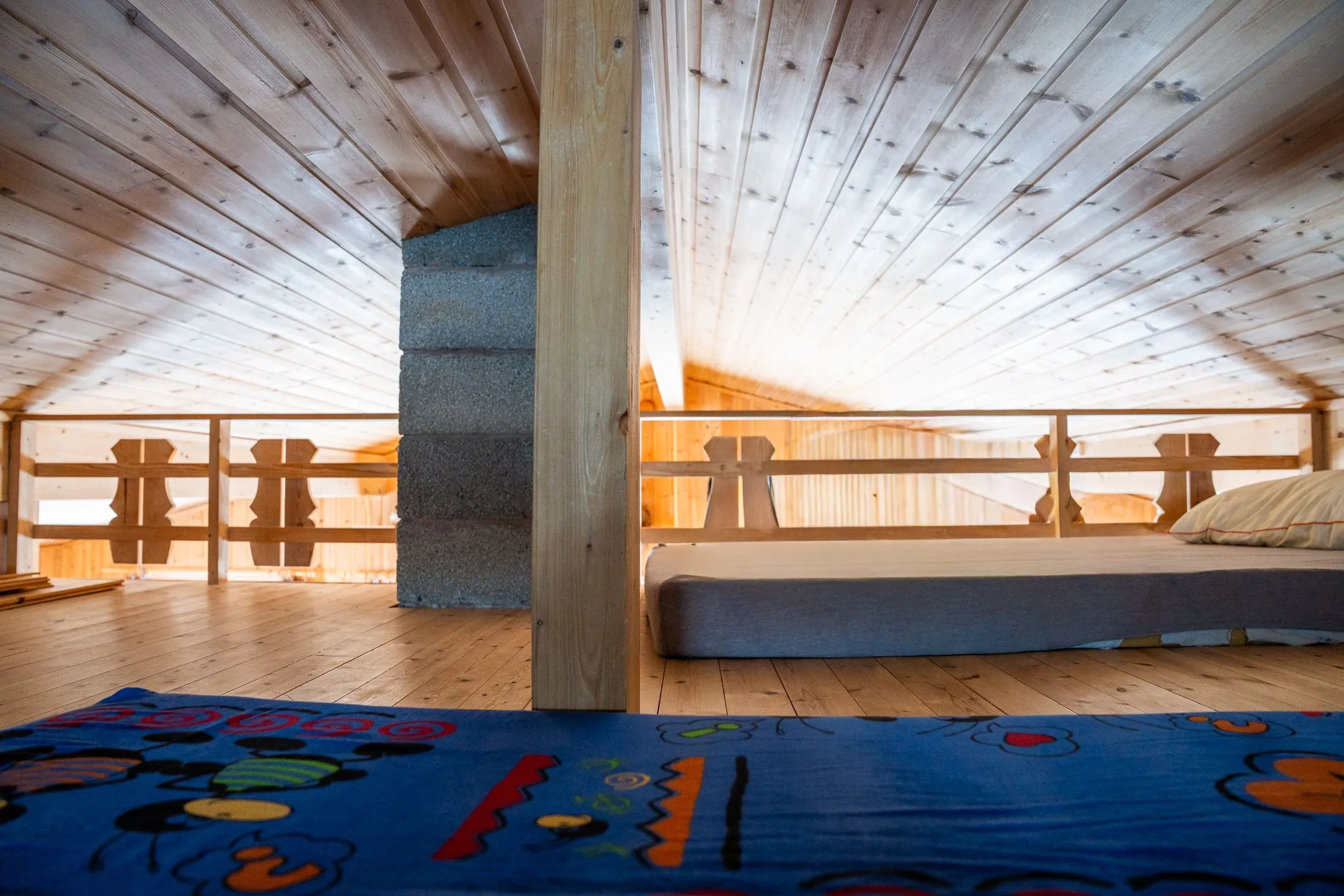 1980s Swedish Country House with Terrace and Expansive Lot in Överuman - View image 26 of 33