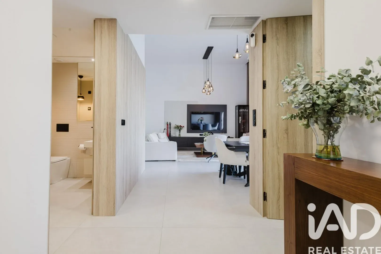 Modern 4-Bed Villa with Pool in Prestigious La Finca Golf, Algorfa - Image 4