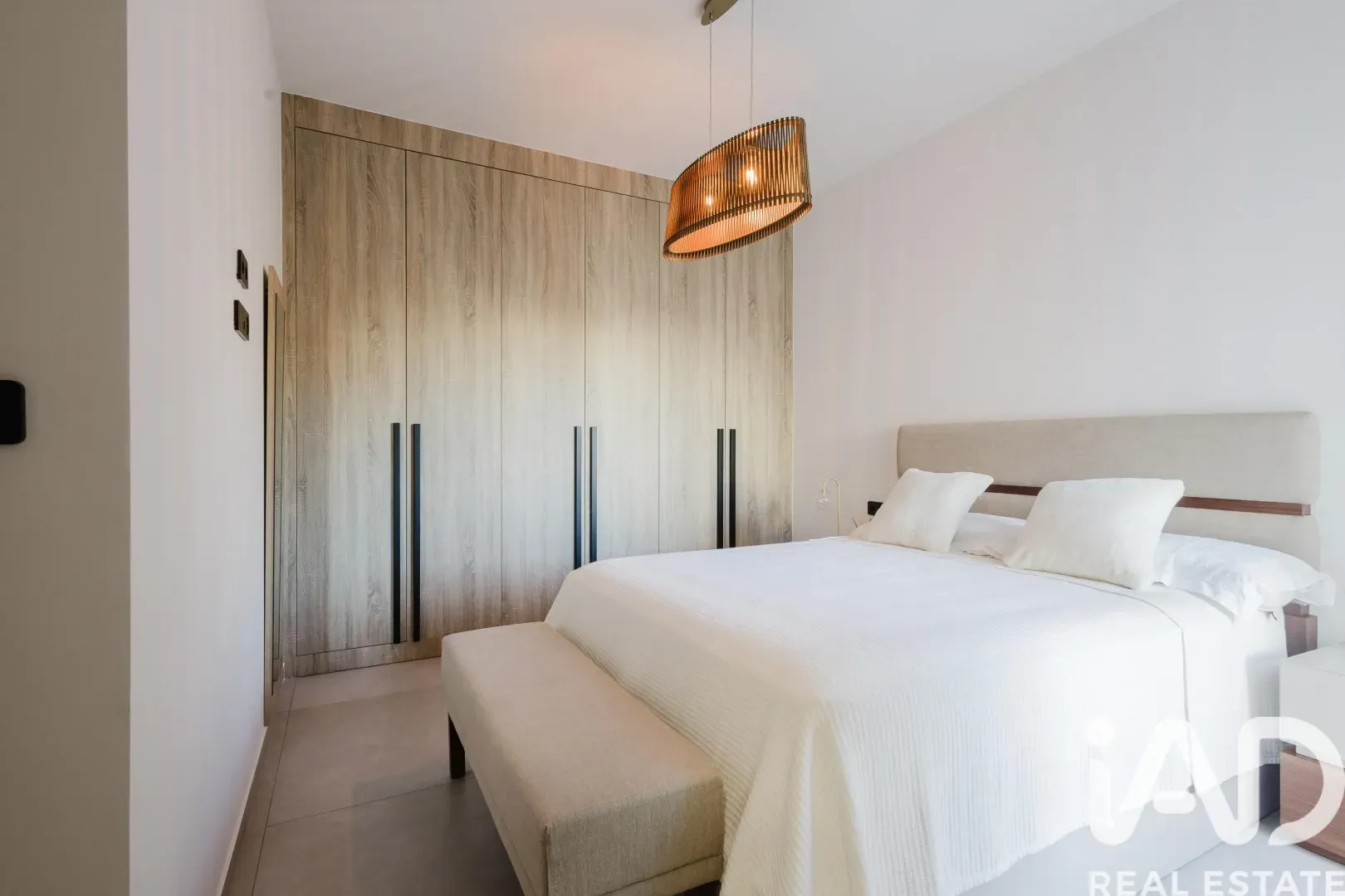 Modern 4-Bed Villa with Pool in Prestigious La Finca Golf, Algorfa - View image 11 of 30