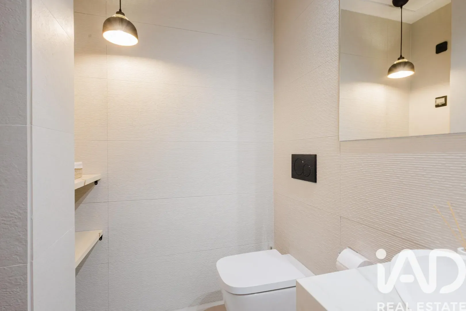 Modern 4-Bed Villa with Pool in Prestigious La Finca Golf, Algorfa - View image 14 of 30