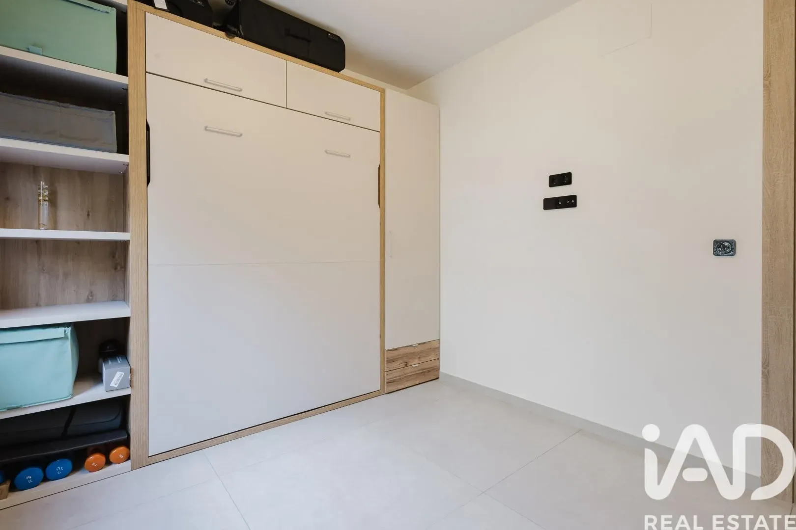 Modern 4-Bed Villa with Pool in Prestigious La Finca Golf, Algorfa - View image 16 of 30