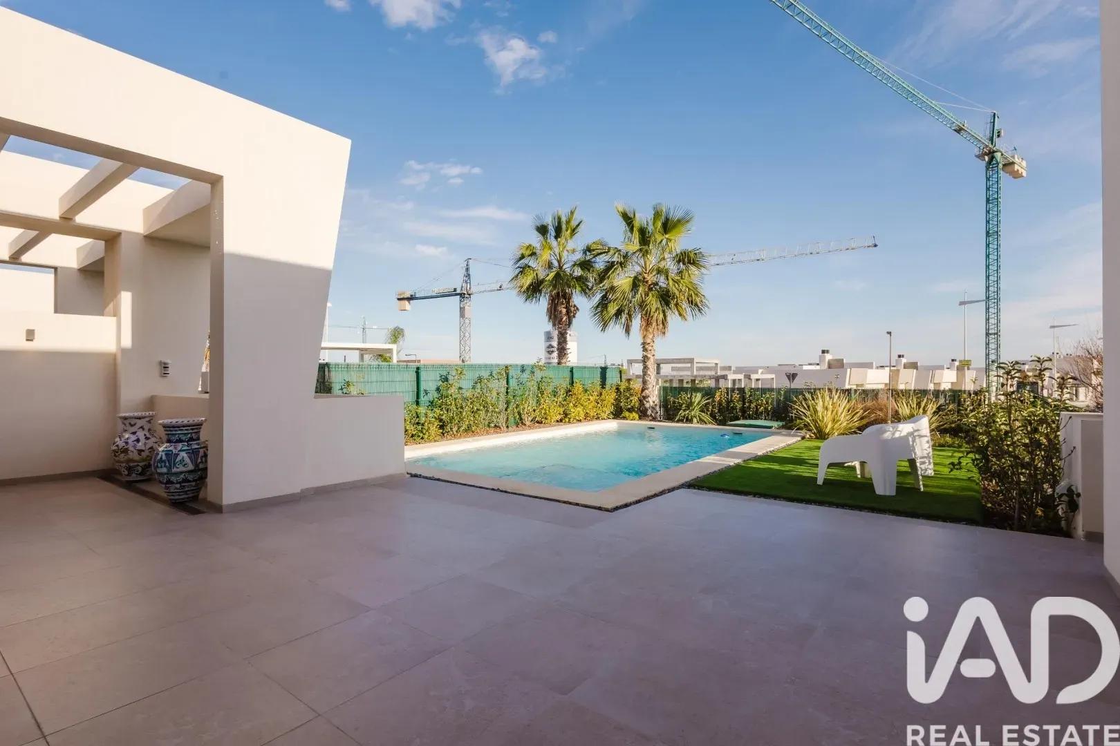 Modern 4-Bed Villa with Pool in Prestigious La Finca Golf, Algorfa - View image 29 of 30