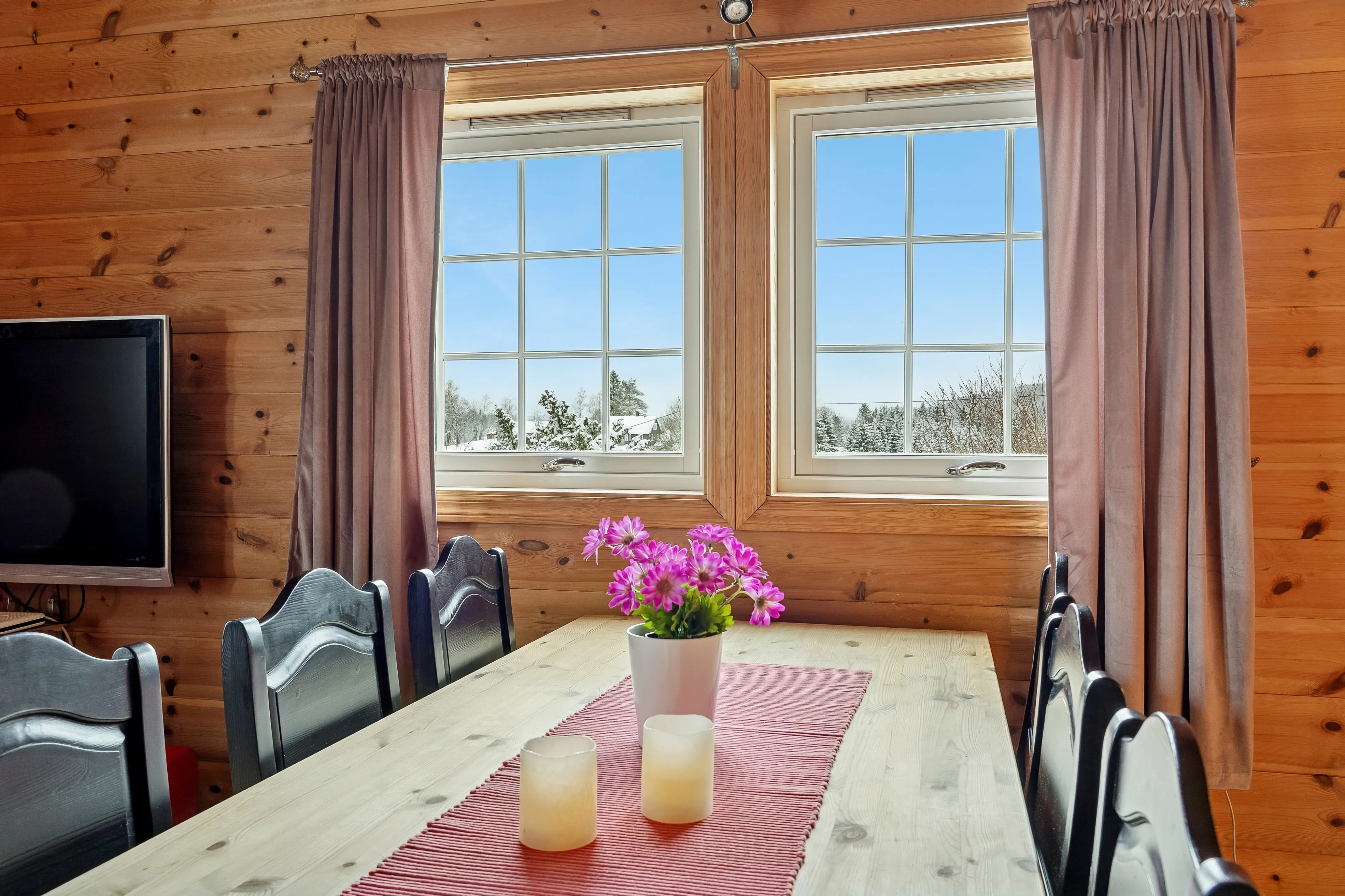 Contemporary 2-Bed Country House with Terrace and Garden in Tranquil Trøndelag - View image 8 of 35