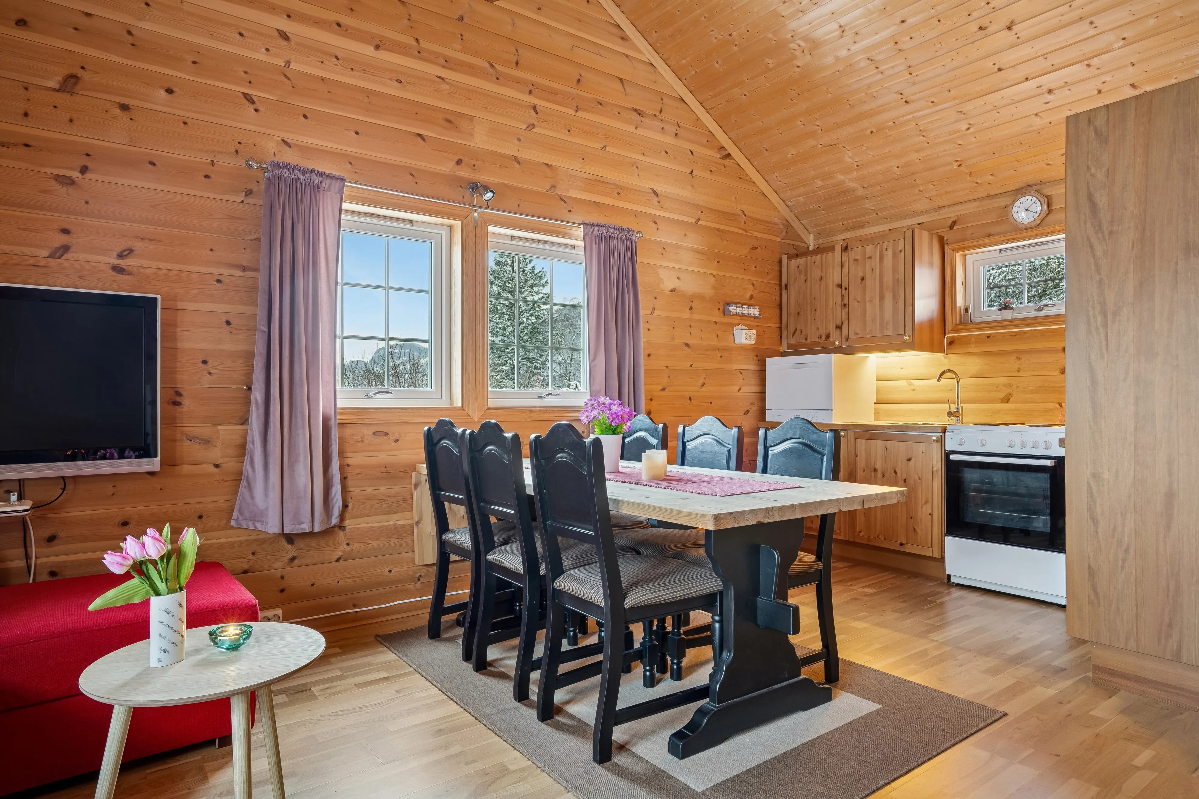 Contemporary 2-Bed Country House with Terrace and Garden in Tranquil Trøndelag - View image 9 of 35