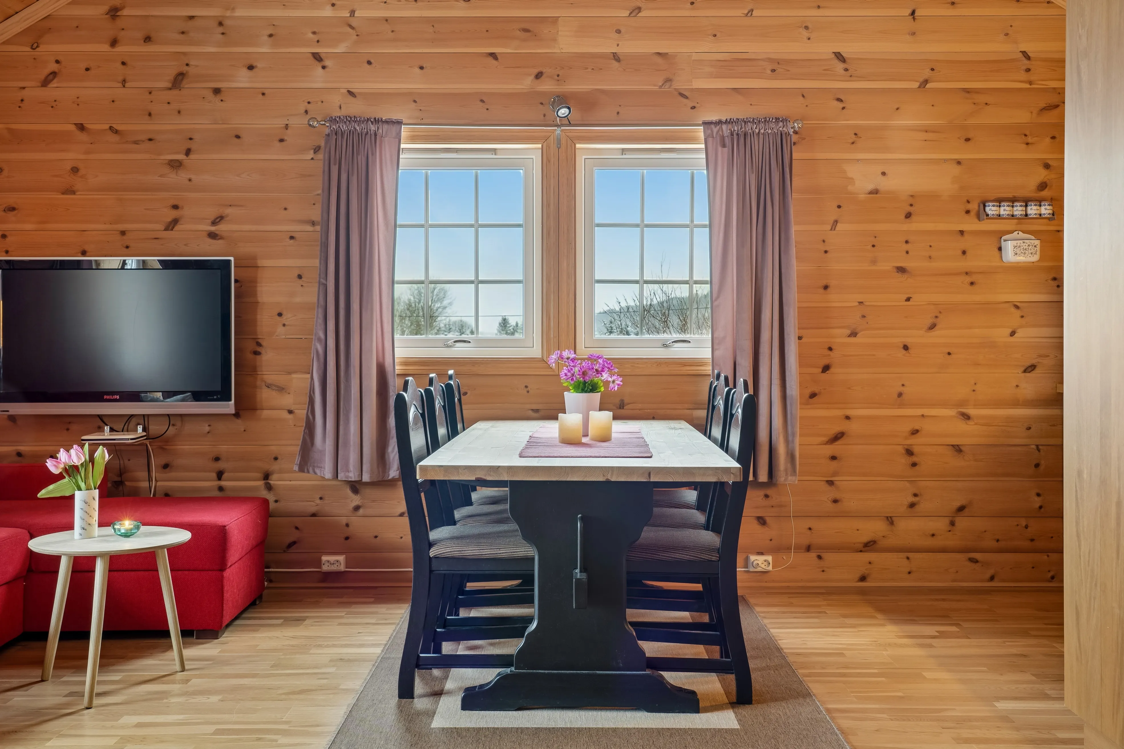 Contemporary 2-Bed Country House with Terrace and Garden in Tranquil Trøndelag - View image 10 of 35