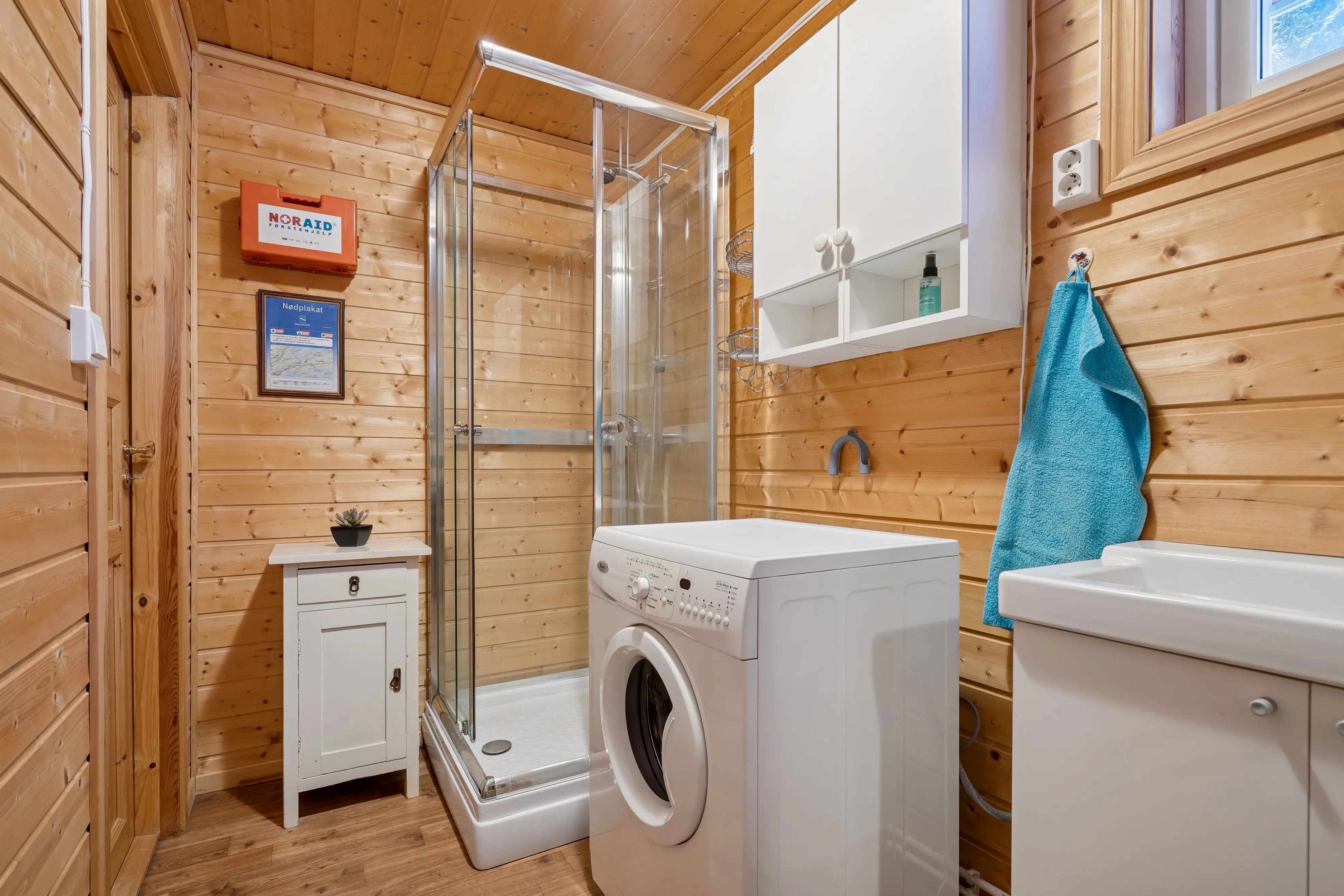 Contemporary 2-Bed Country House with Terrace and Garden in Tranquil Trøndelag - View image 20 of 35