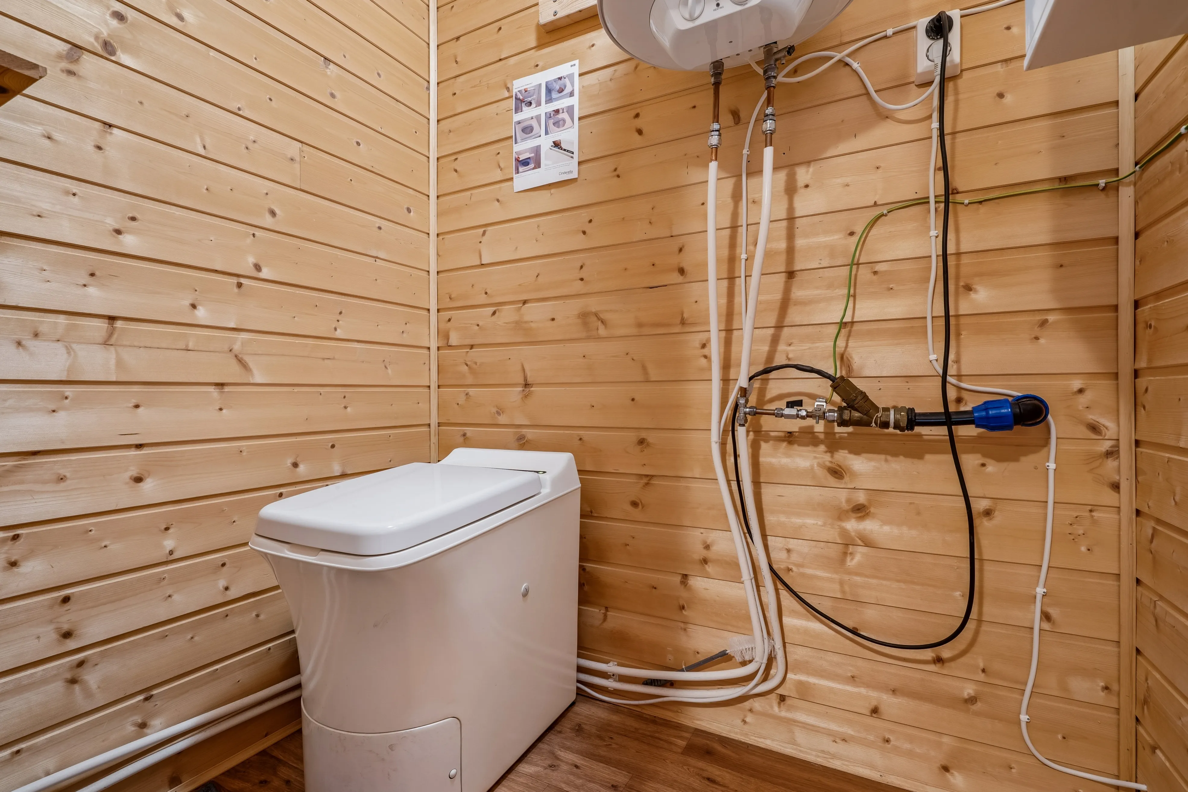 Contemporary 2-Bed Country House with Terrace and Garden in Tranquil Trøndelag - View image 22 of 35