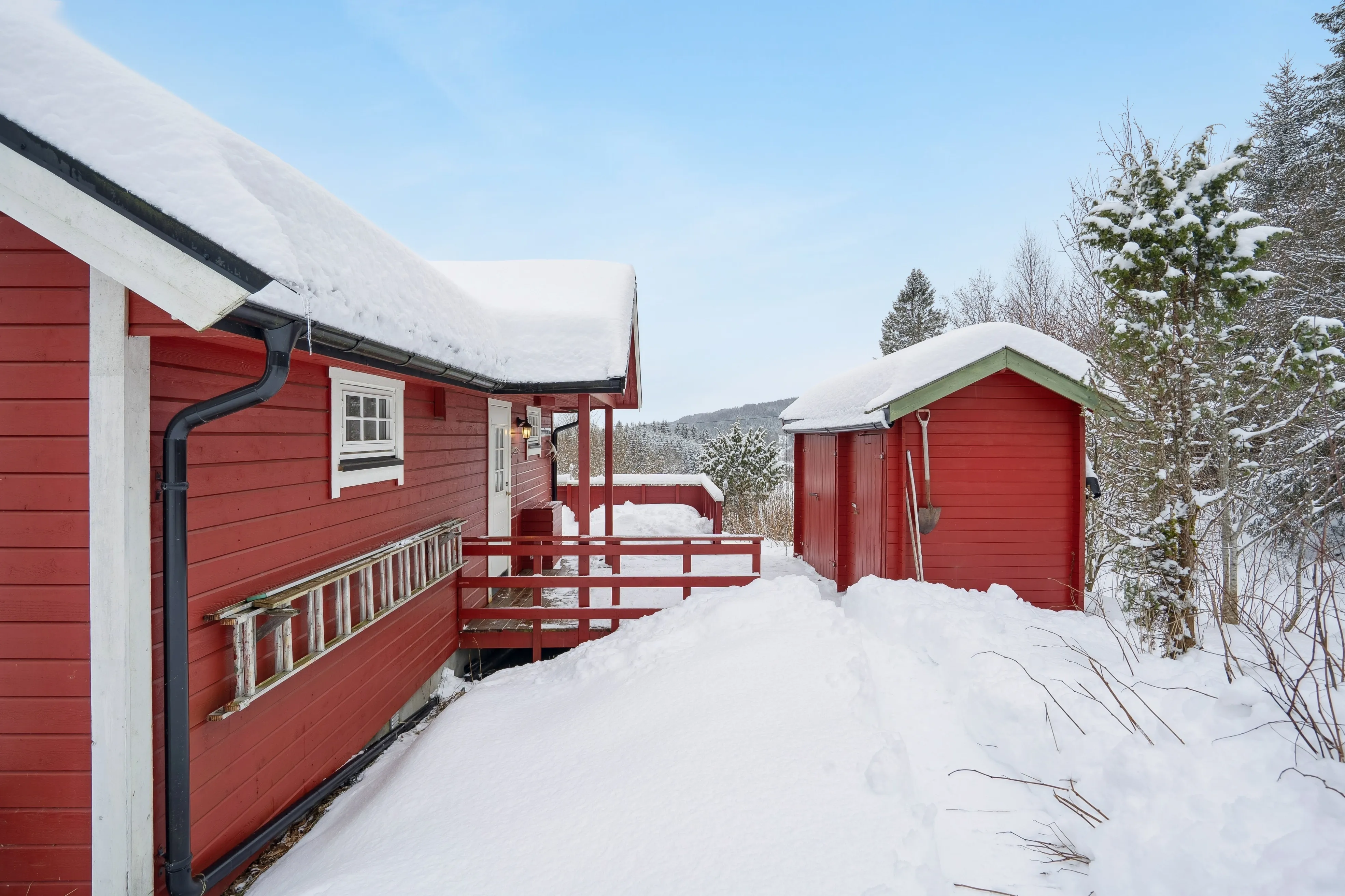 Contemporary 2-Bed Country House with Terrace and Garden in Tranquil Trøndelag - View image 31 of 35