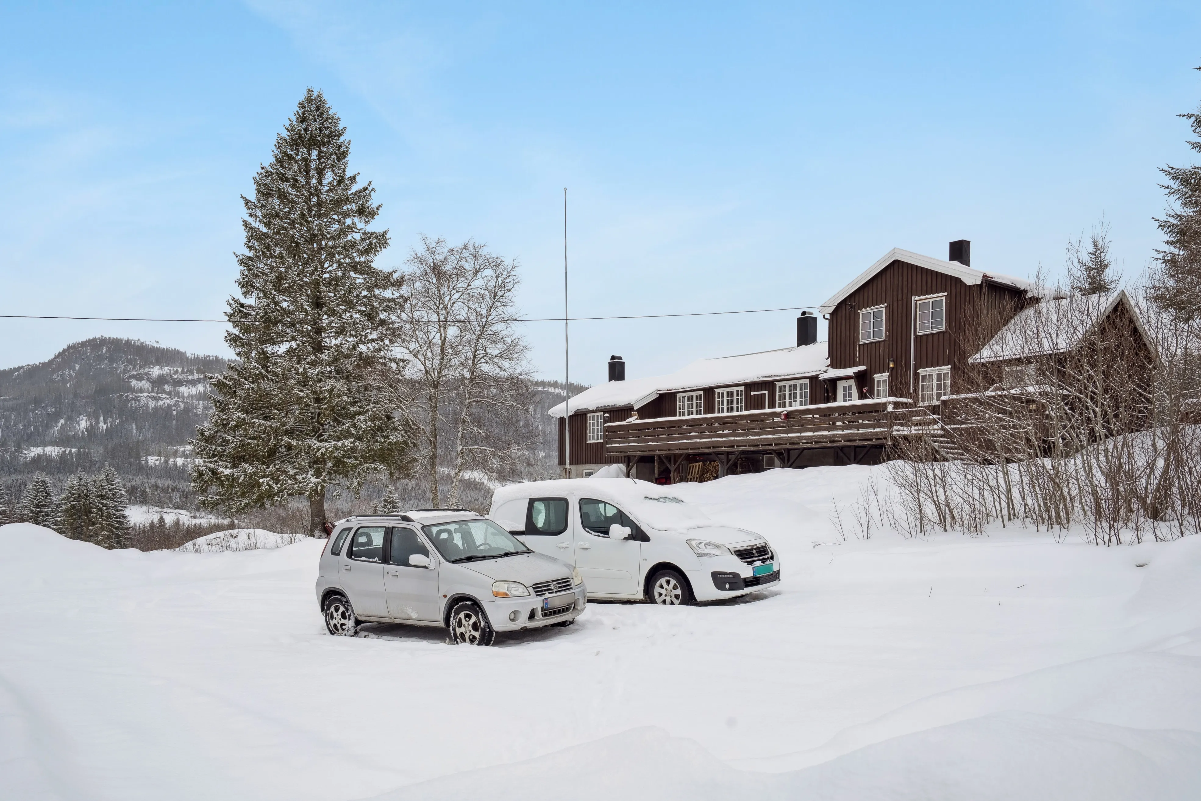 Contemporary 2-Bed Country House with Terrace and Garden in Tranquil Trøndelag - View image 33 of 35