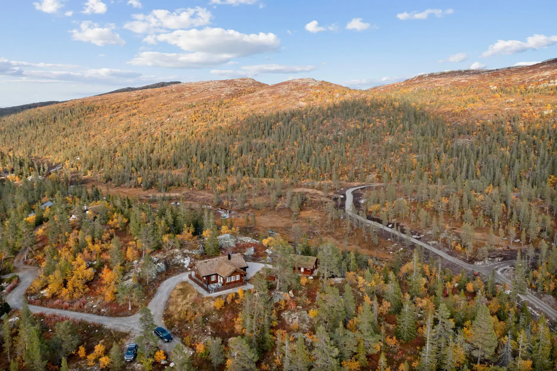 Modern 3-Bedroom House with Expansive Terrace in Eggedal’s Scenic Hills - Image 4