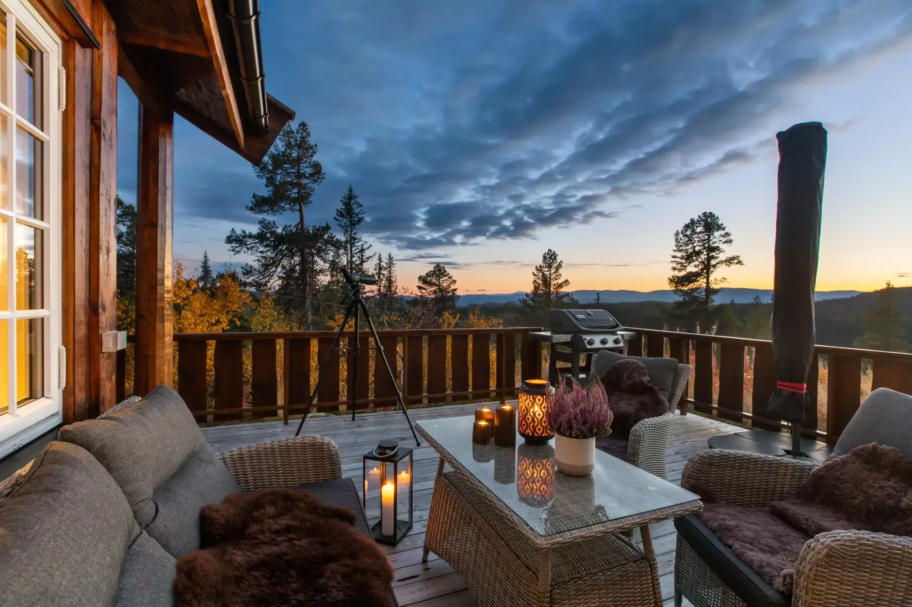 Modern 3-Bedroom House with Expansive Terrace in Eggedal’s Scenic Hills - View image 6 of 33
