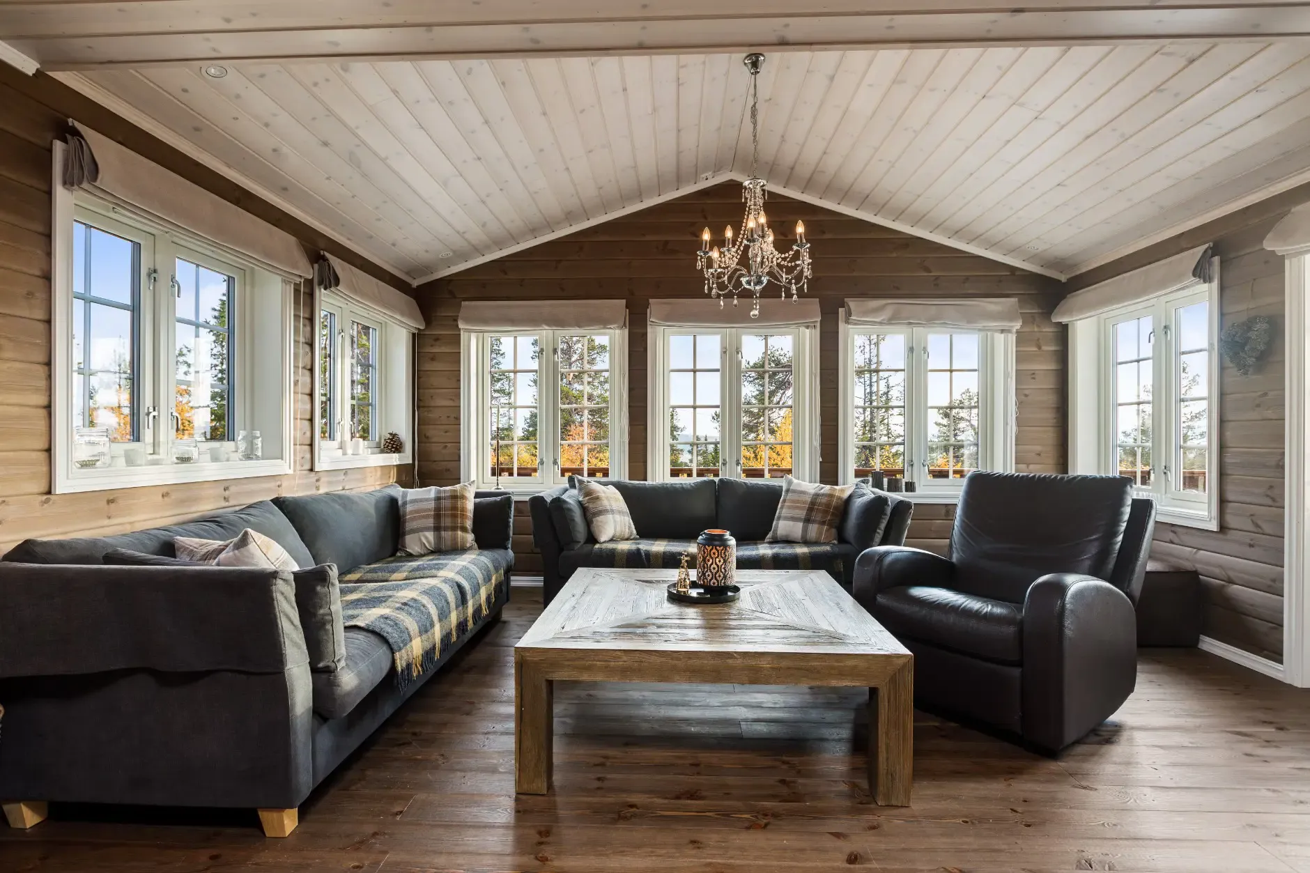 Modern 3-Bedroom House with Expansive Terrace in Eggedal’s Scenic Hills - View image 12 of 33