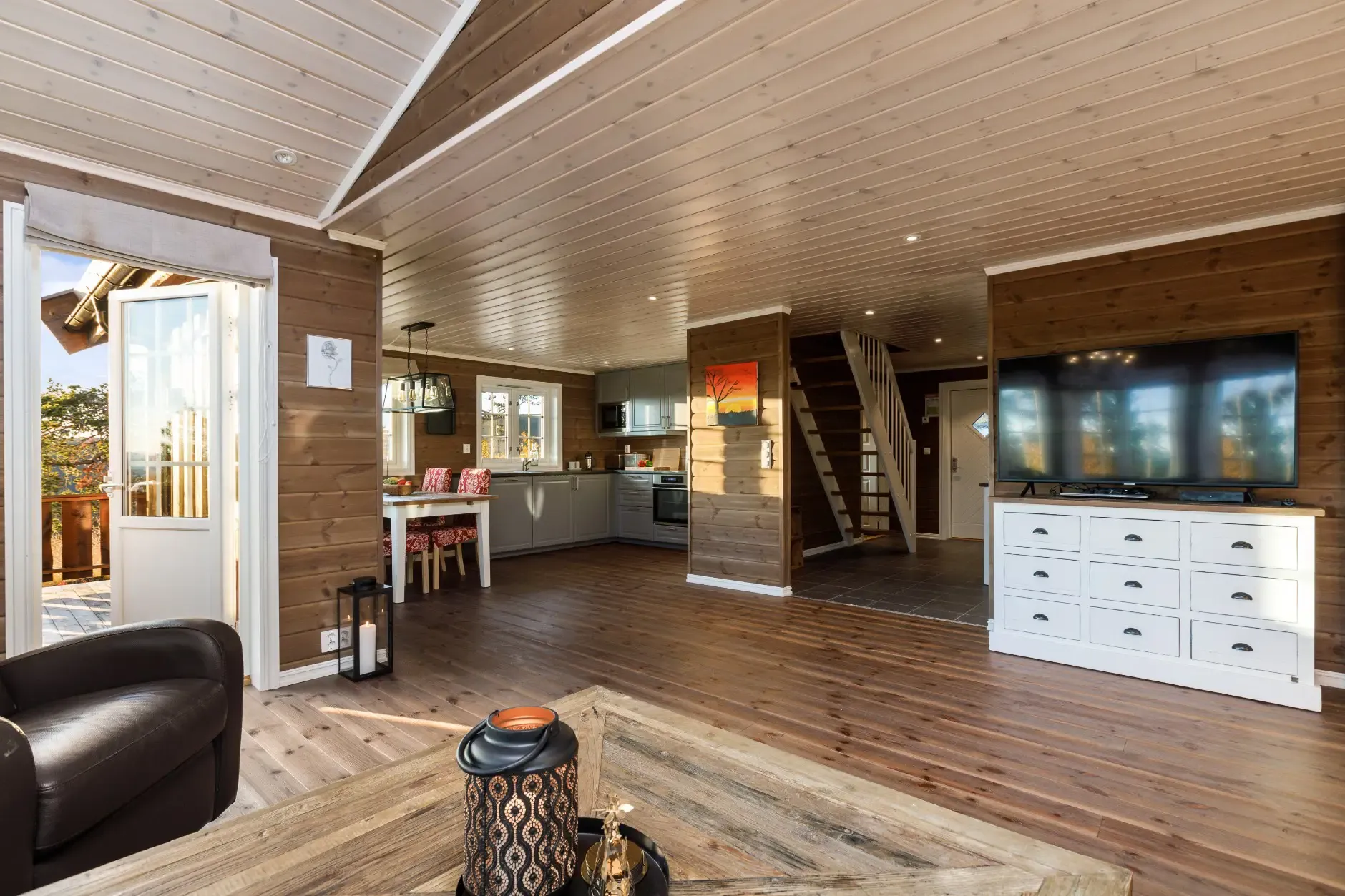 Modern 3-Bedroom House with Expansive Terrace in Eggedal’s Scenic Hills - View image 14 of 33