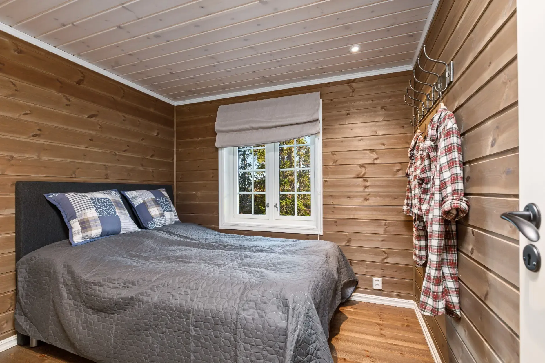 Modern 3-Bedroom House with Expansive Terrace in Eggedal’s Scenic Hills - View image 18 of 33