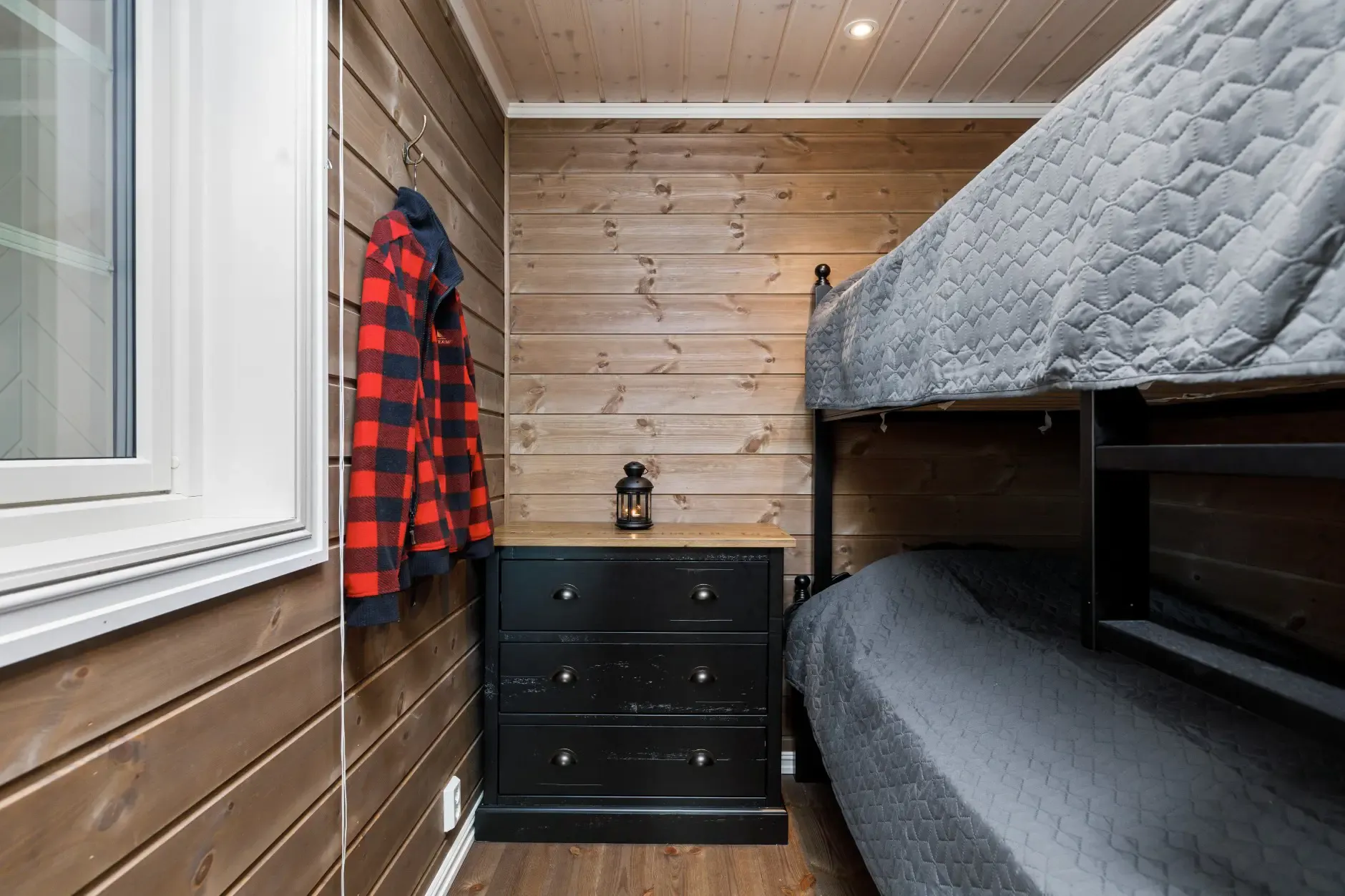 Modern 3-Bedroom House with Expansive Terrace in Eggedal’s Scenic Hills - View image 20 of 33