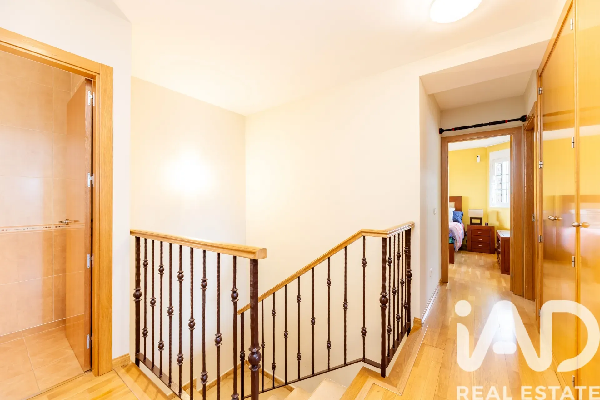 Modern 4-Bedroom House with Pool and Garden in Colmenarejo, Spain - View image 22 of 40