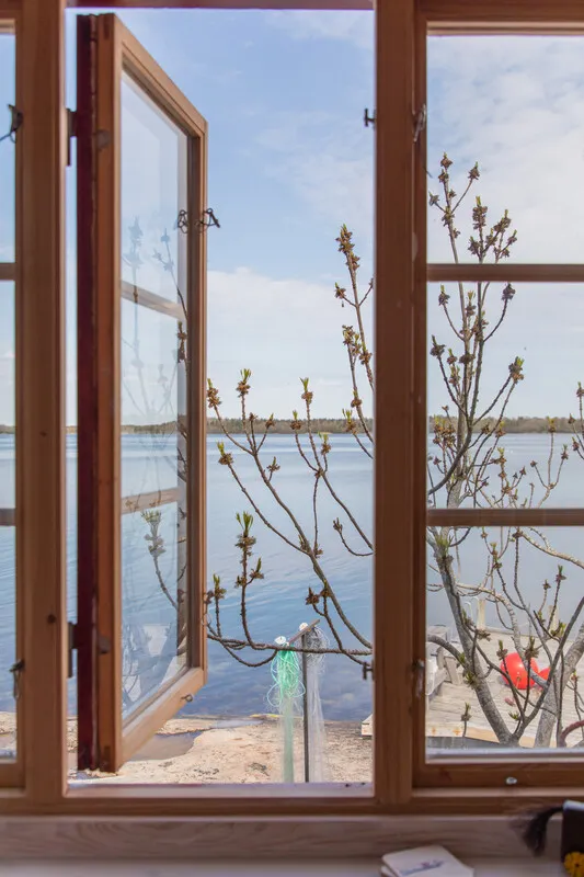 1950s Swedish Archipelago Retreat with Expansive Garden in Gräddö - View image 30 of 39